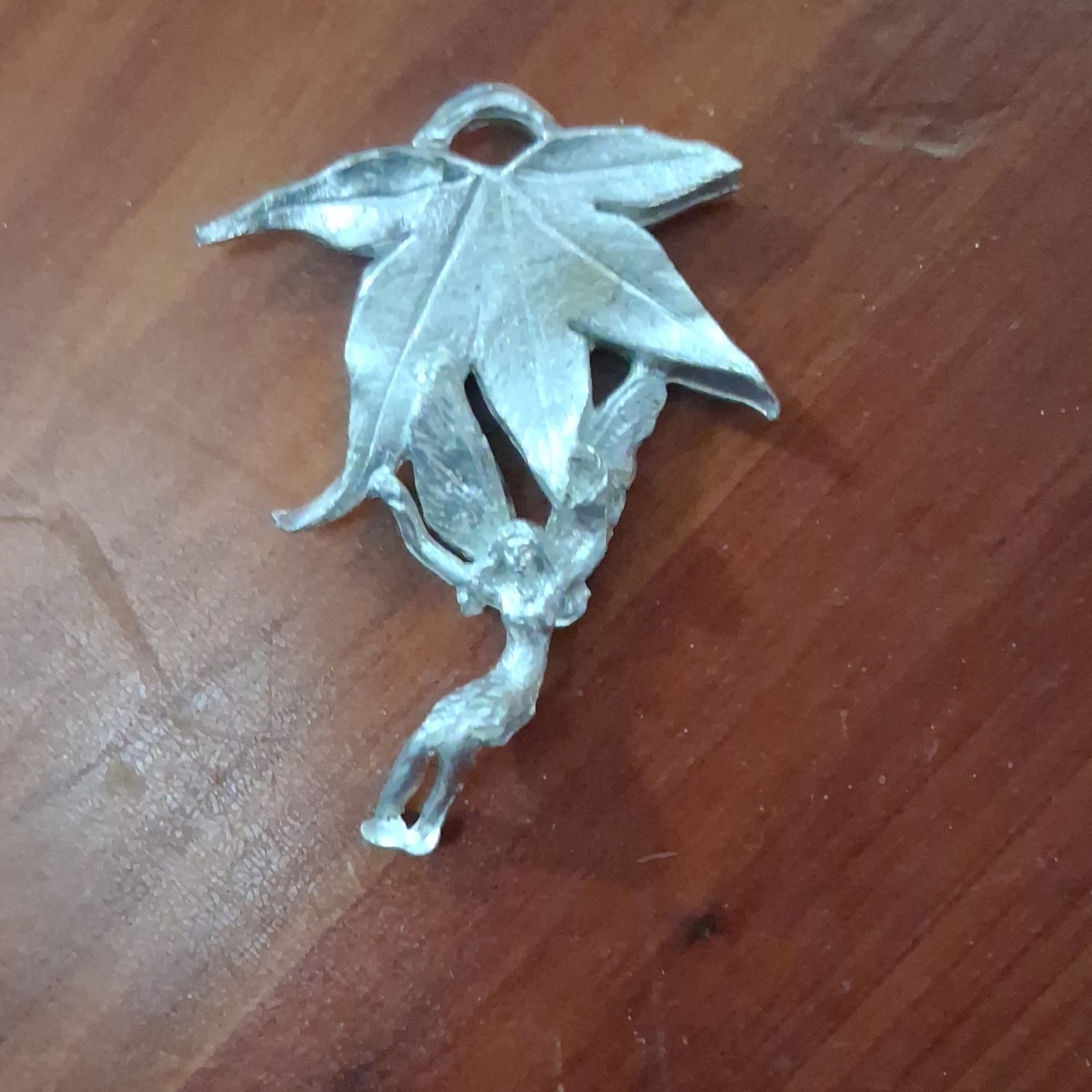 Silver Tone Metal Leaf Charm Pendant with Top Loop, Nature Theme