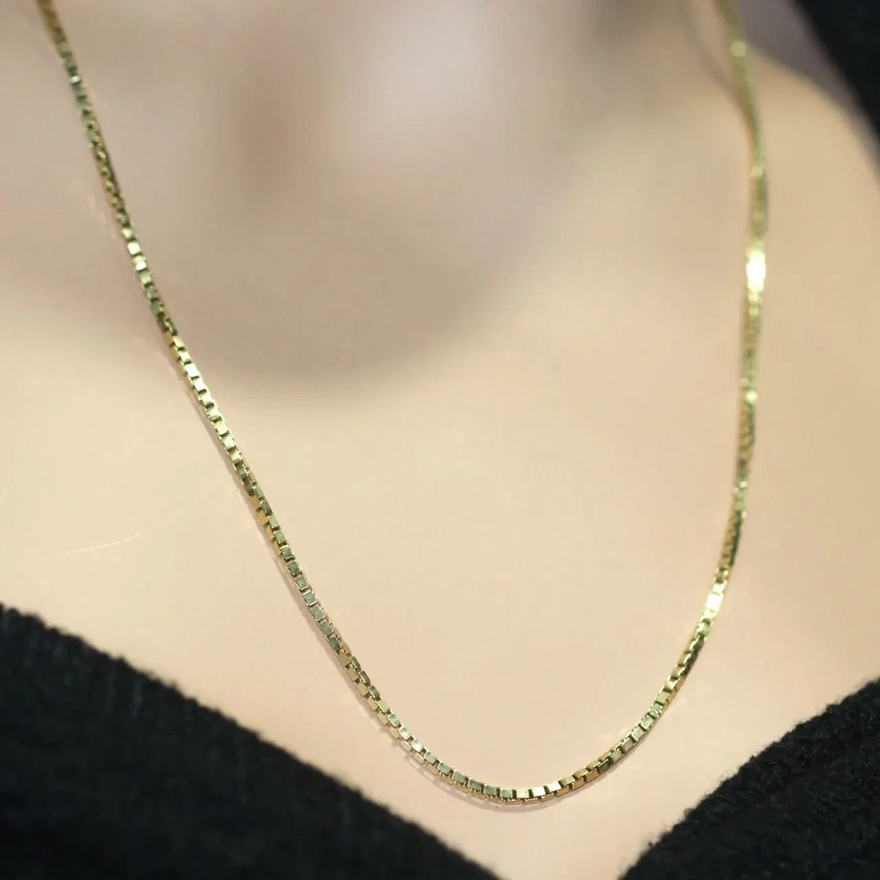 14k Yellow Gold 1.58 mm Box Link Chain Necklace 22.5 inches