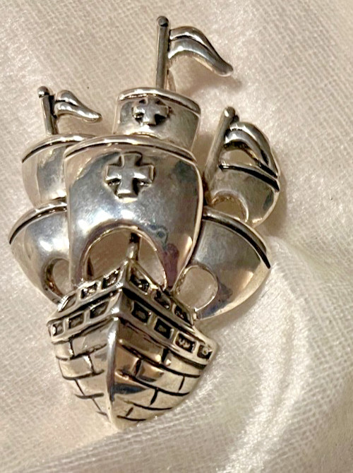 Tall 3D Pirate Ship silver tone nautical sail boat pendant for necklace. Vntage