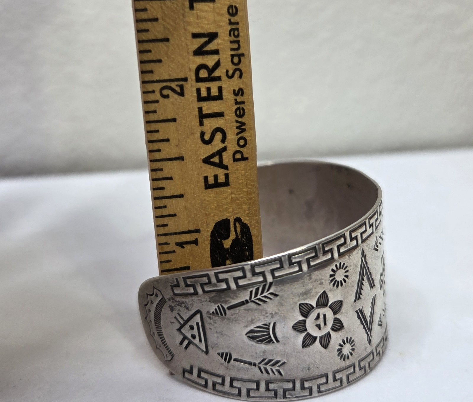 Vintage Southwest American Stamped Sterling Silver Cuff Bracelet Fred Harvey Era