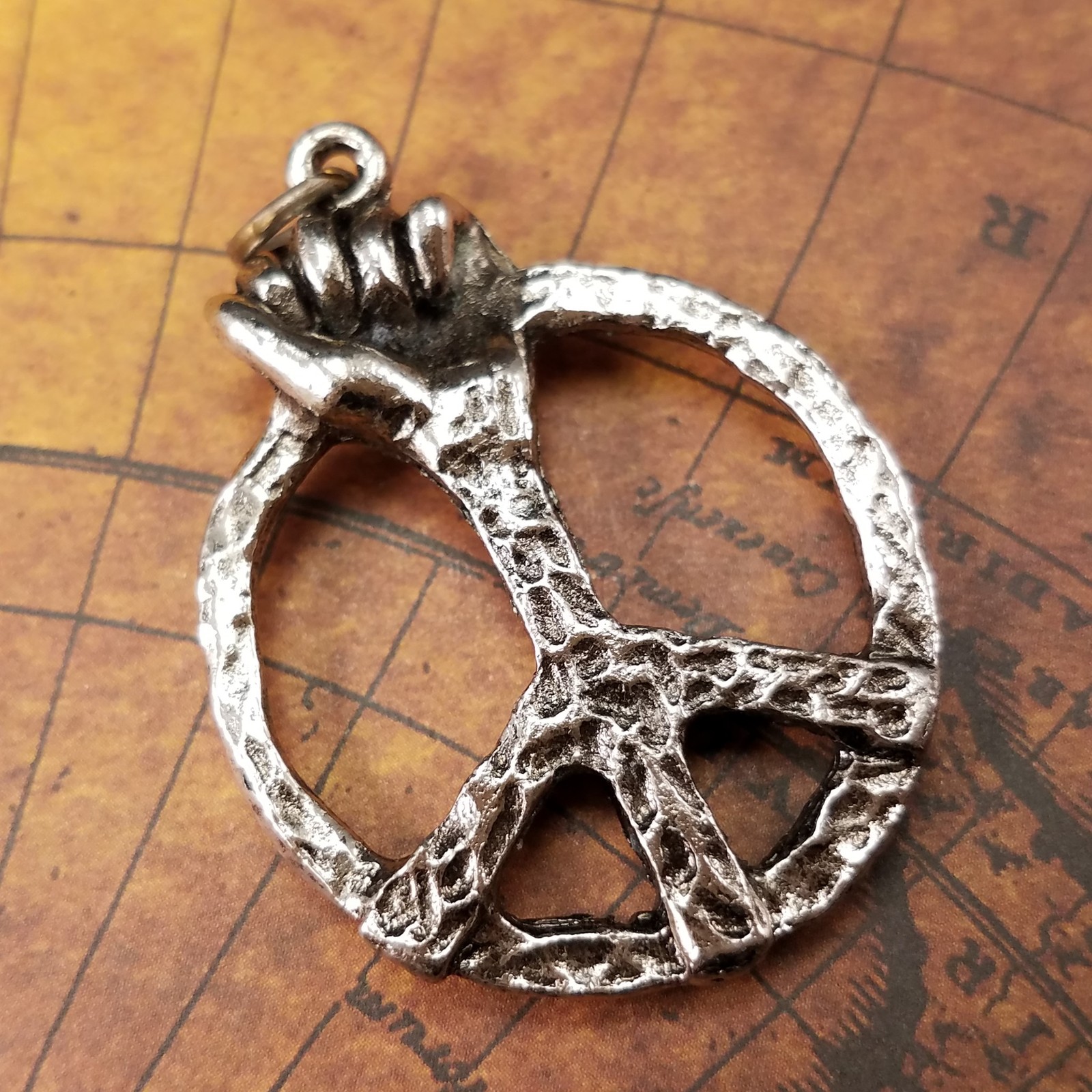 Vintage Boho Peace Symbol Charm 3D Hand Hammered Hippie Pendant Jewelry