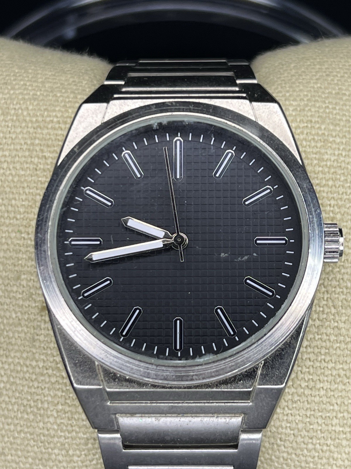 Men’s 42mm Exec NEW BATTERY Black Dial Stick Indices Solid Link Bracelet (601)