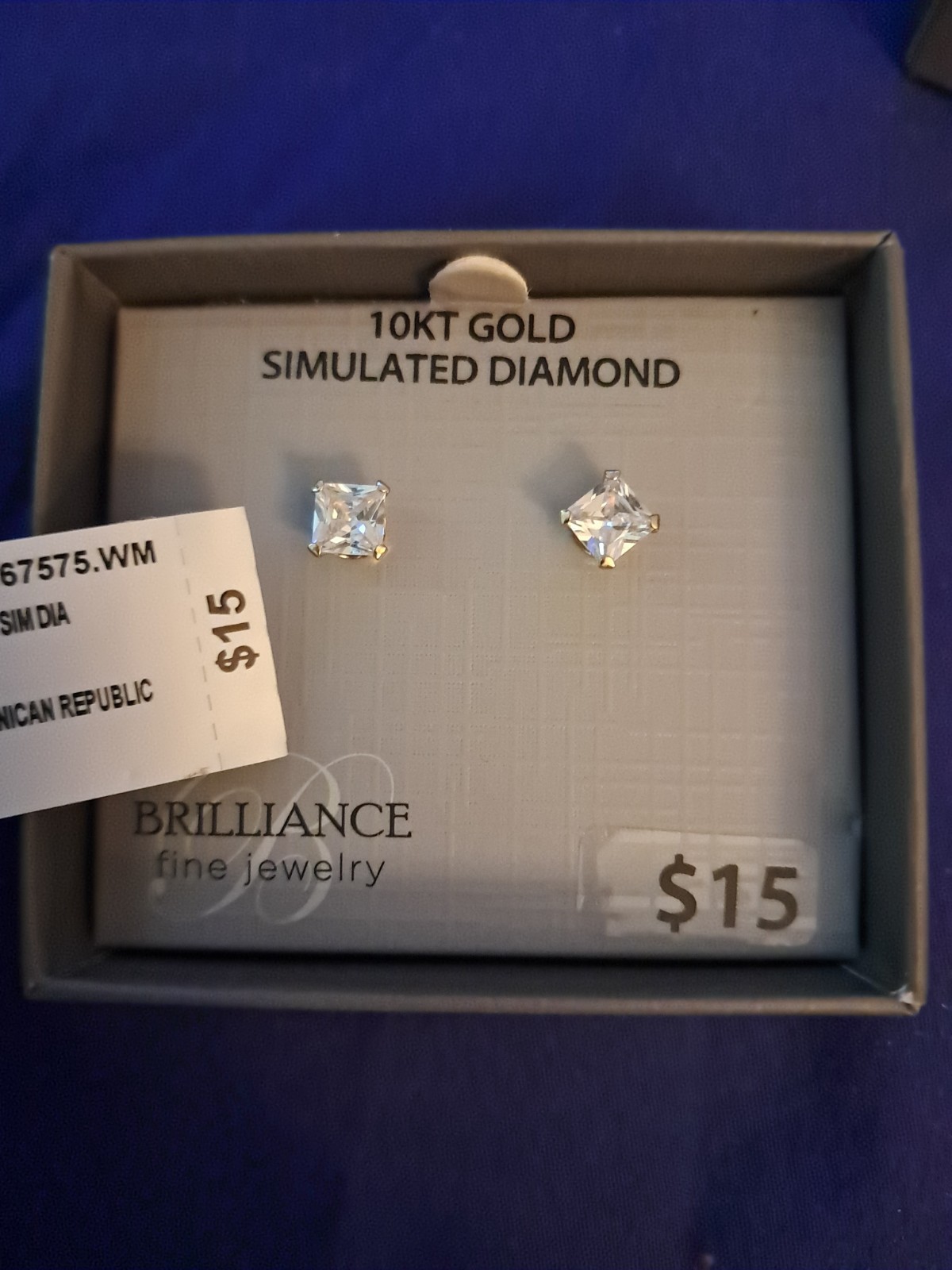 Women’s Earrings 10kt Gold Simulated Diamond Made In Dominican Republic New Box