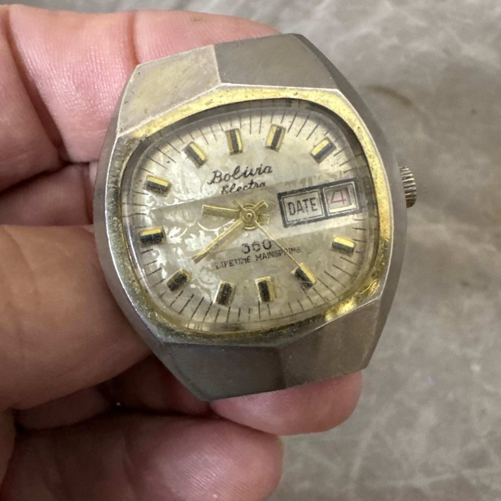 Vintage Bolivia Electra 360 Lifetime Mainspring Working Day Date Design Inset
