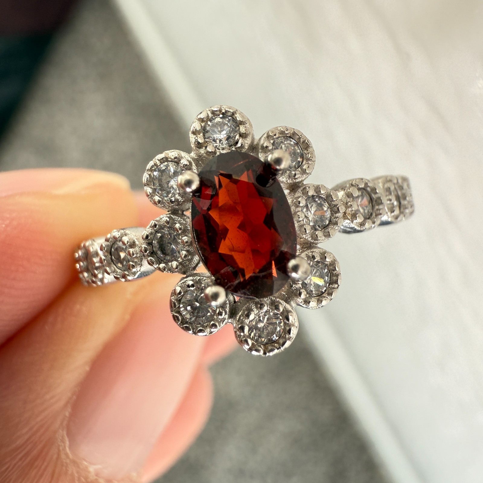 925 Sterling Silver Ring 6x4mm Natural Rhodolite Garnet Gemstone Zircon Red Gift