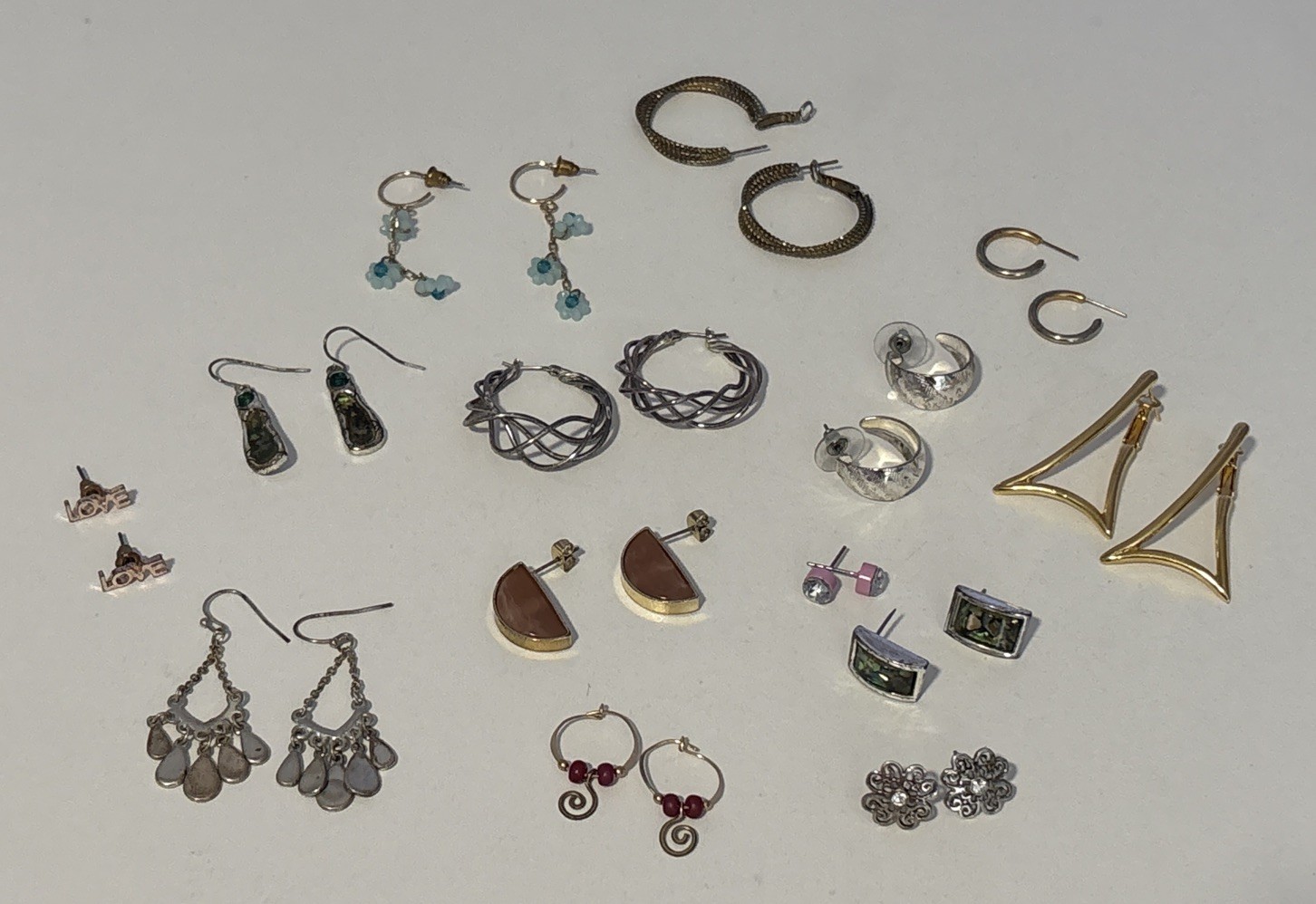 Lot of 14 pairs Pierced Earrings Silver & Gold Tone Hoops Stone Dangles Variety