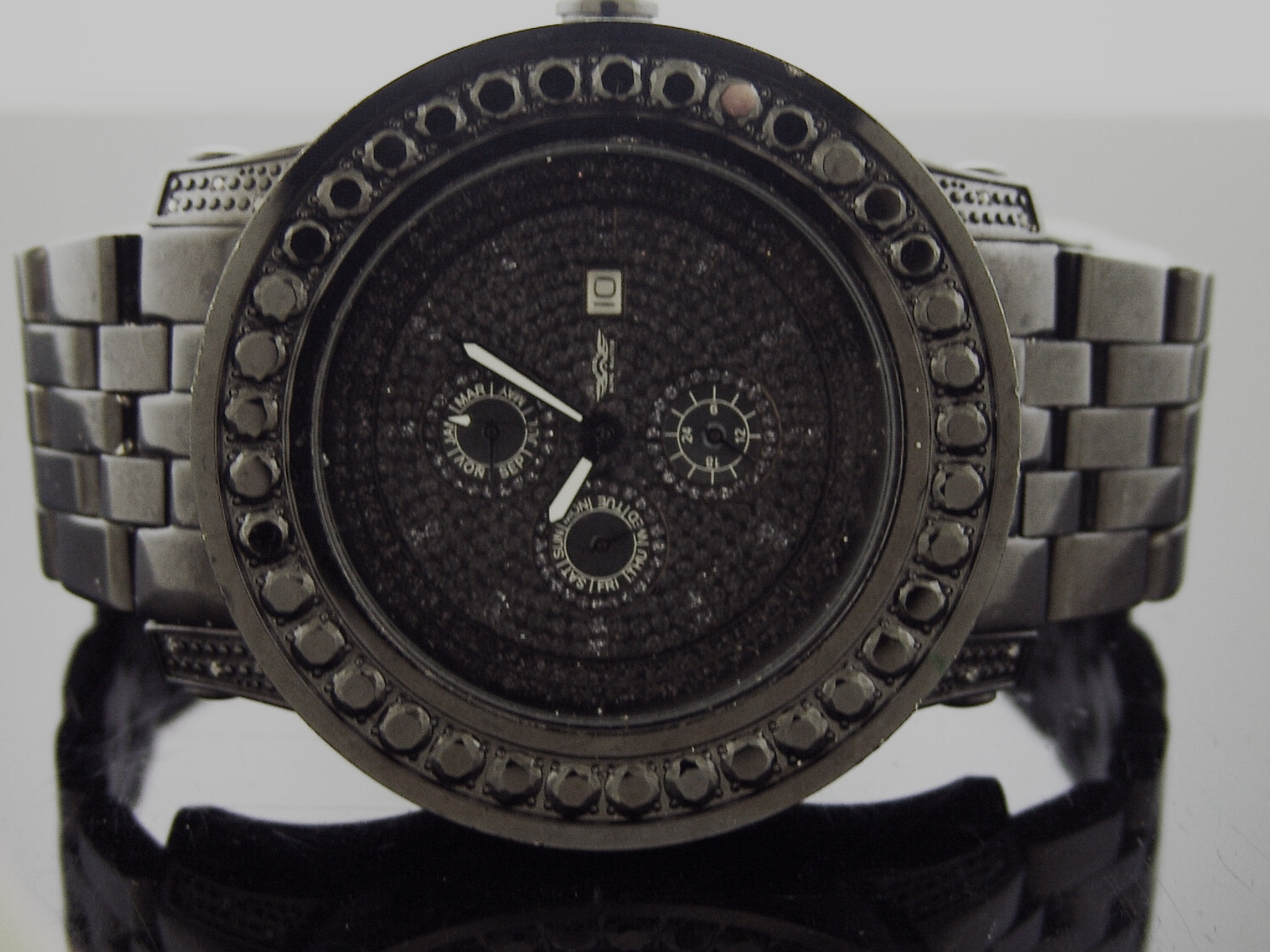 king Master Swiss Movt quartz Round genuine Diamonds 52 MM Black Watch