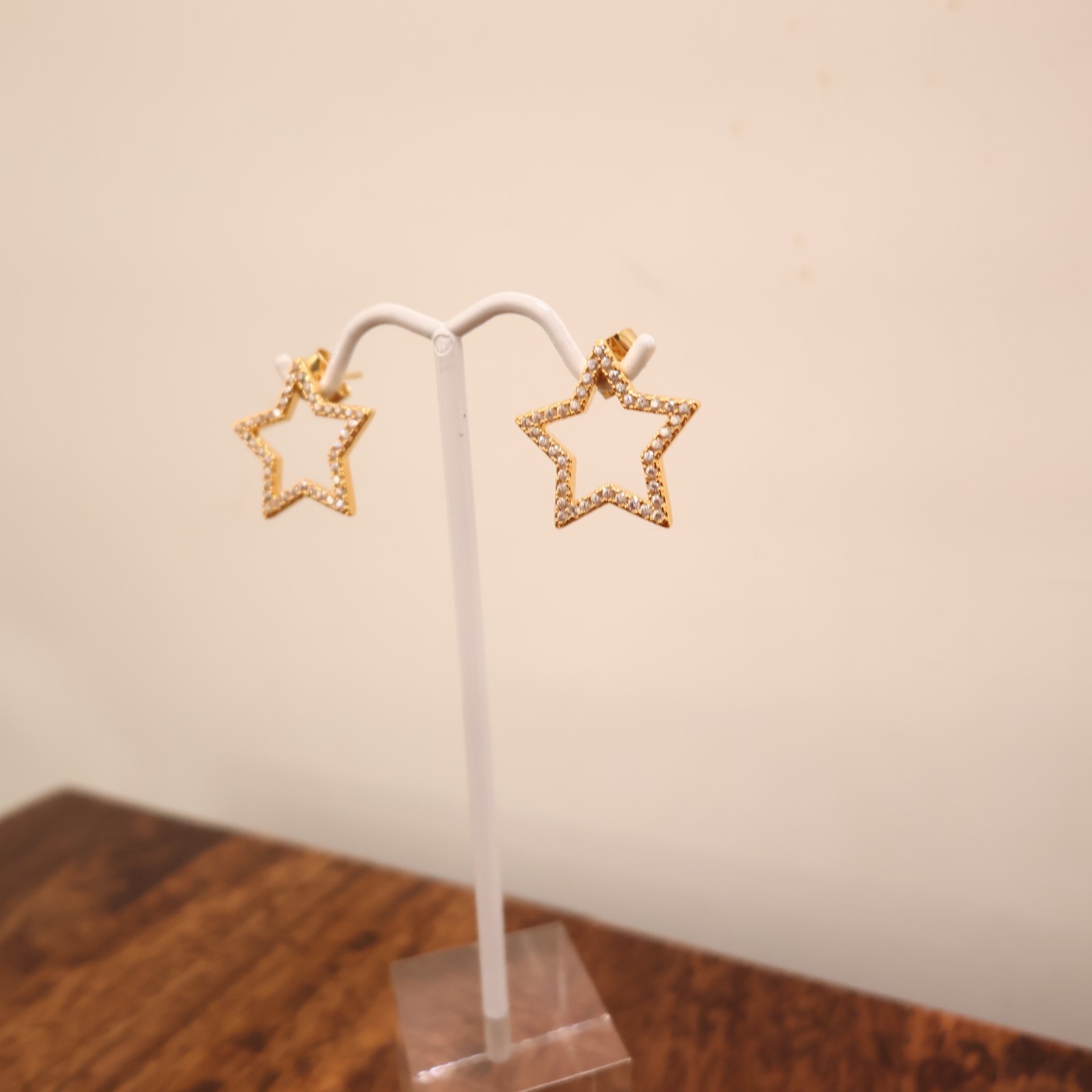Star earrings goldtone pave clear crystals sparkly butterfly backs outline studs