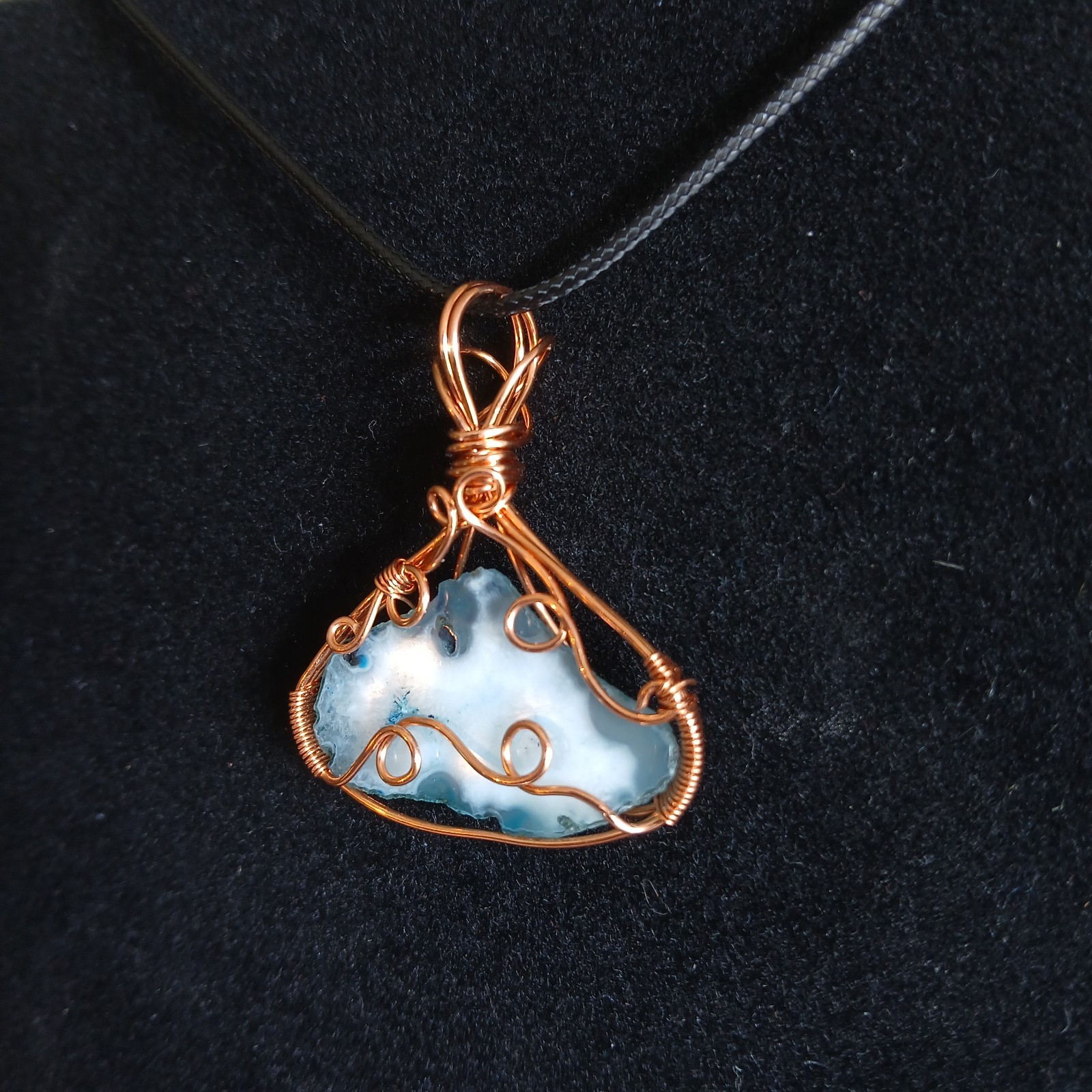 Copper wire wrapped teal blue agate slice pendant with black cord necklace…