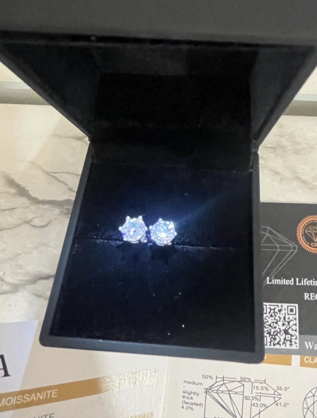 VVS1 Moissanite stud earrings, male/ female, 925 silver, GRA certified