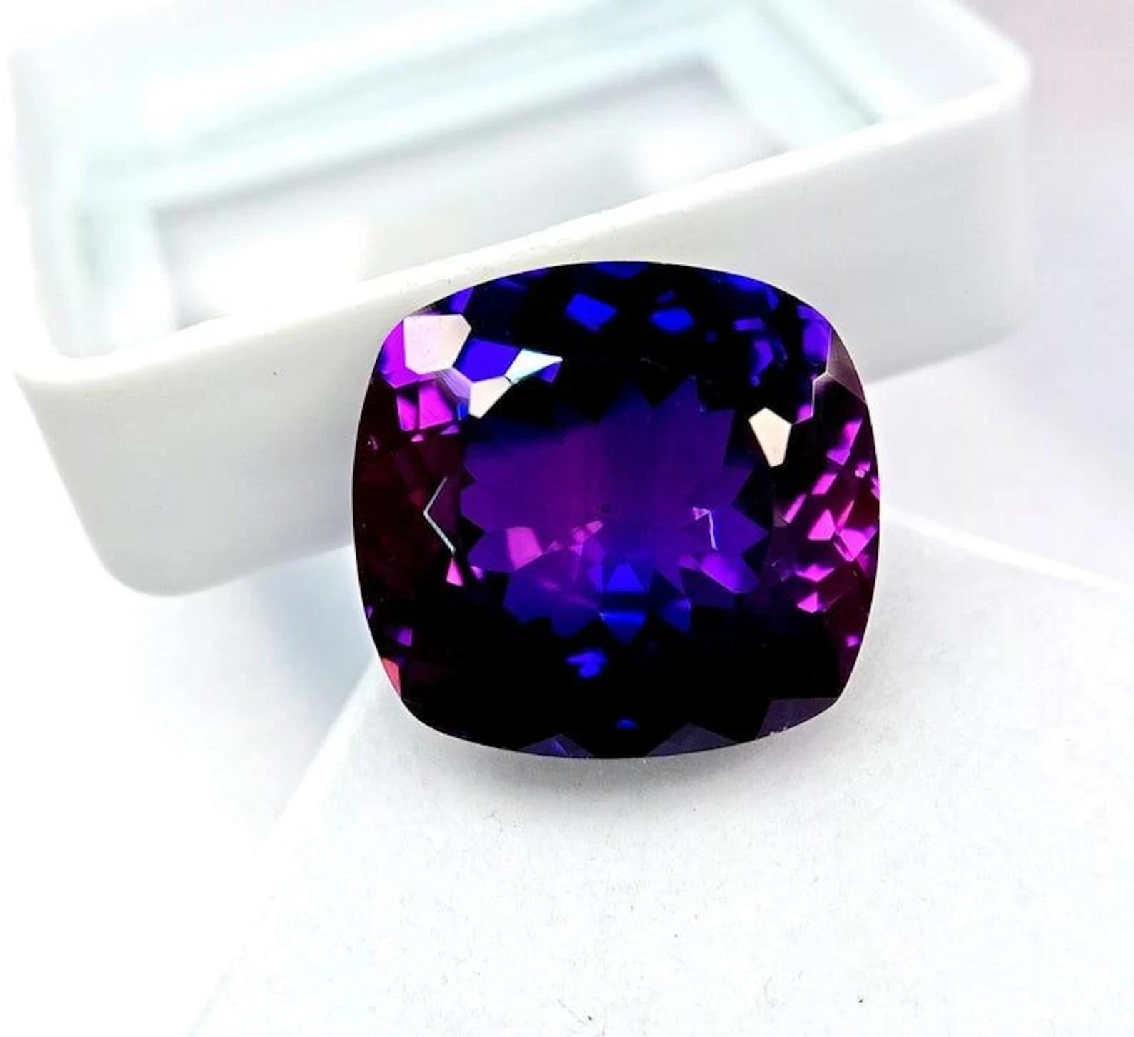 Very Clean 9.50 CT Natural Purple-Blue Tanzanite Certified Loose Gemstone