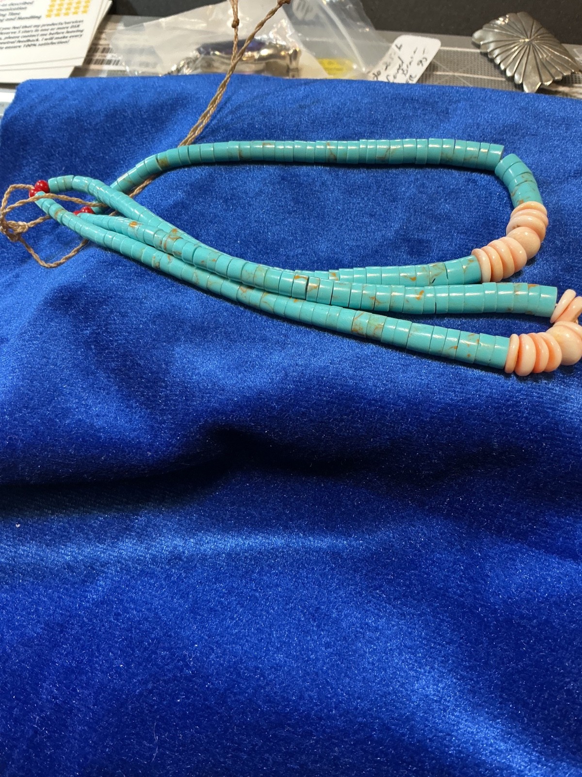 VINTAGE SOUTHWEST N . A. FAUX TURQUOISE JACKLAS