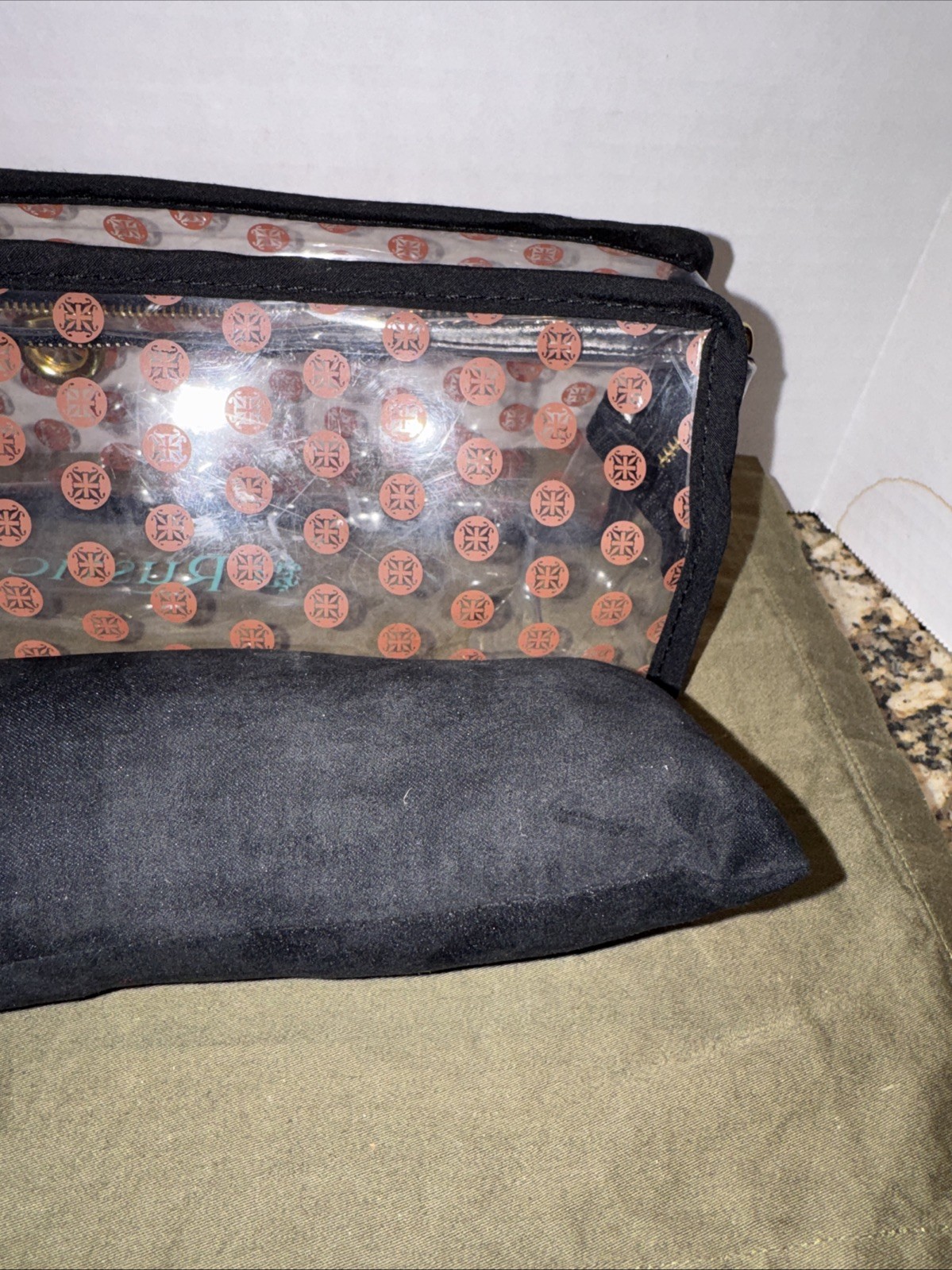 Rustic Cuff Bracelet Travel Case Clear Vinyl Zip Pouch Velvet Pillow