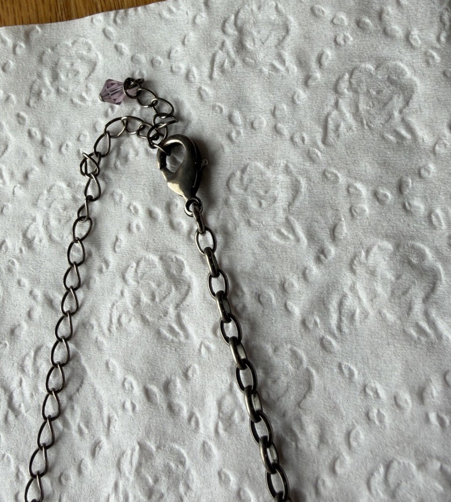 Sorrelli Dare To Pear Lavender Antique Silver Necklace EUC 💜
