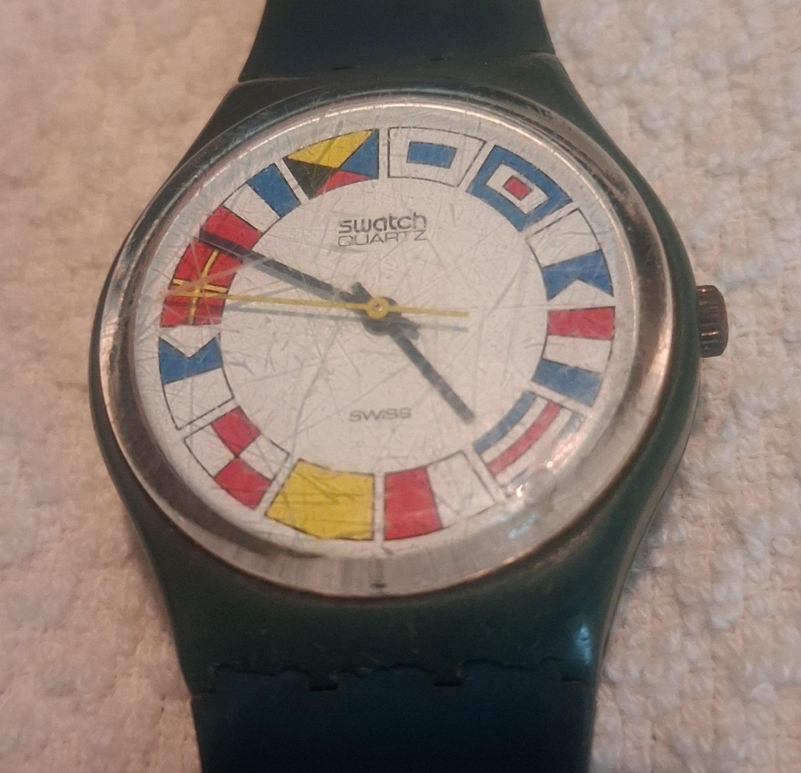1984 Vintage Swatch GS101 12 Flags Blue Nautical Watch – Needs Battery Scratched