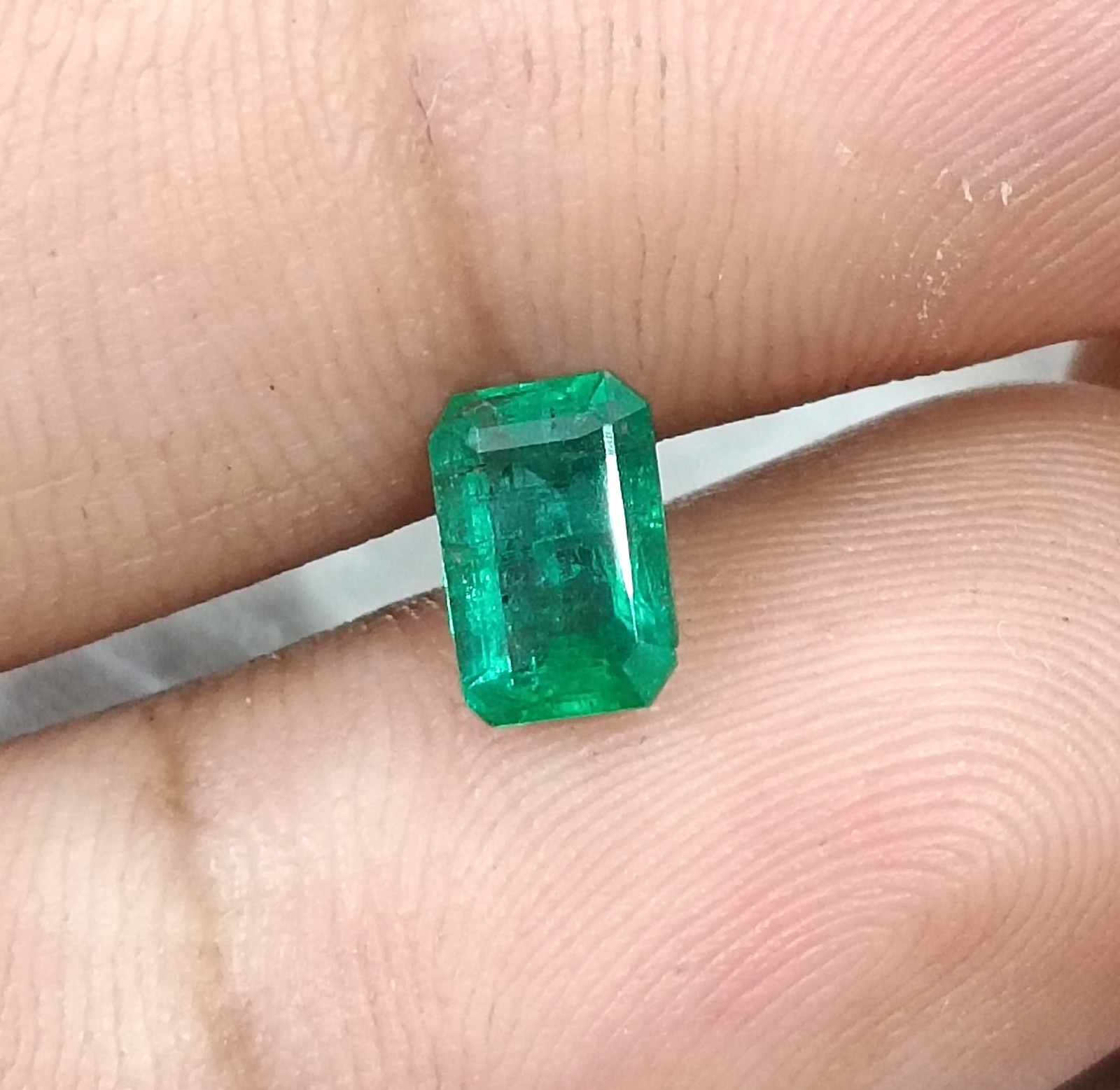 1.04ct Deep Green Natural Emerald Zambia Minor Oil Octagon Cut Gemstone