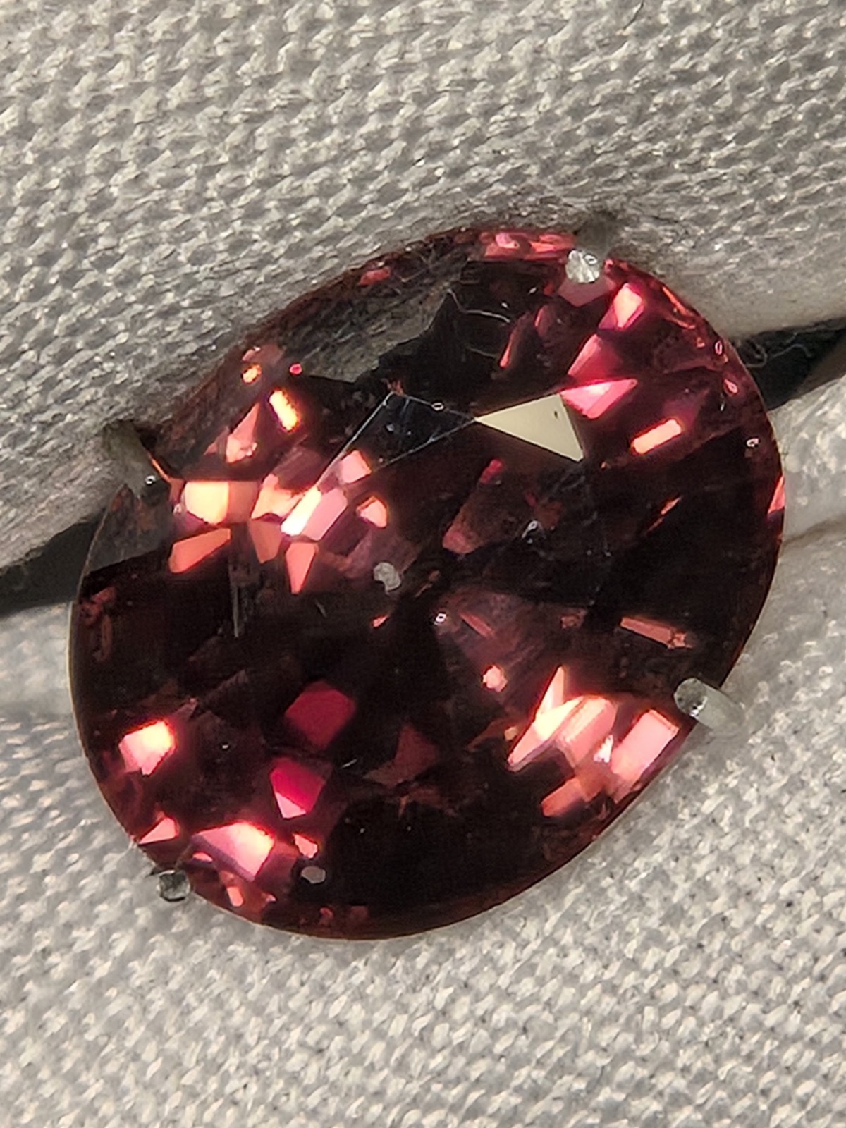 Natural Spessartite Garnet 4.10ct Oval Deep Red-Orange Untreated Loose Gem