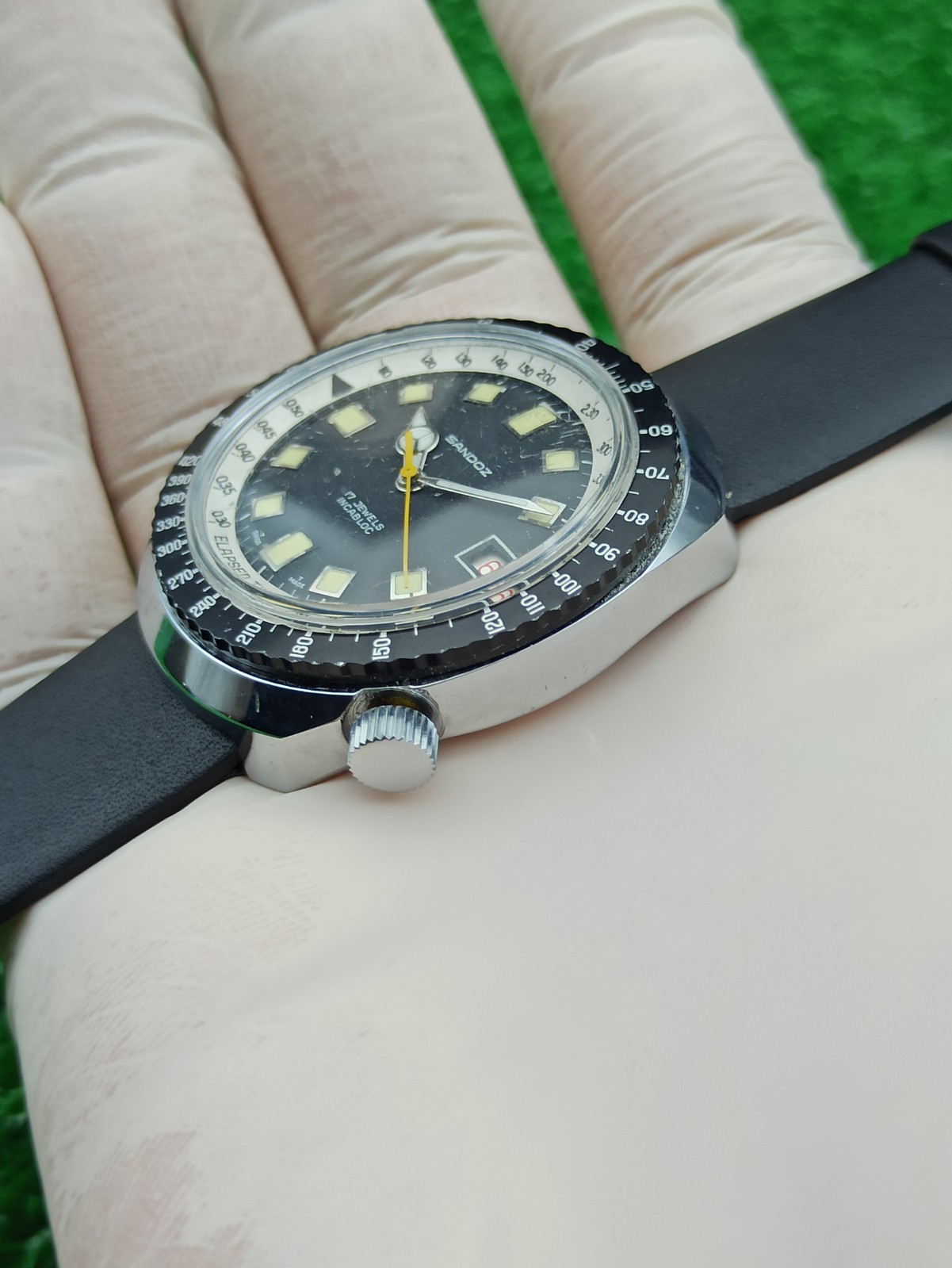 HYPER-RARE SANDOZ JUMBO DIVER BLACK WATCH MECHANICAL SWISS 1970s