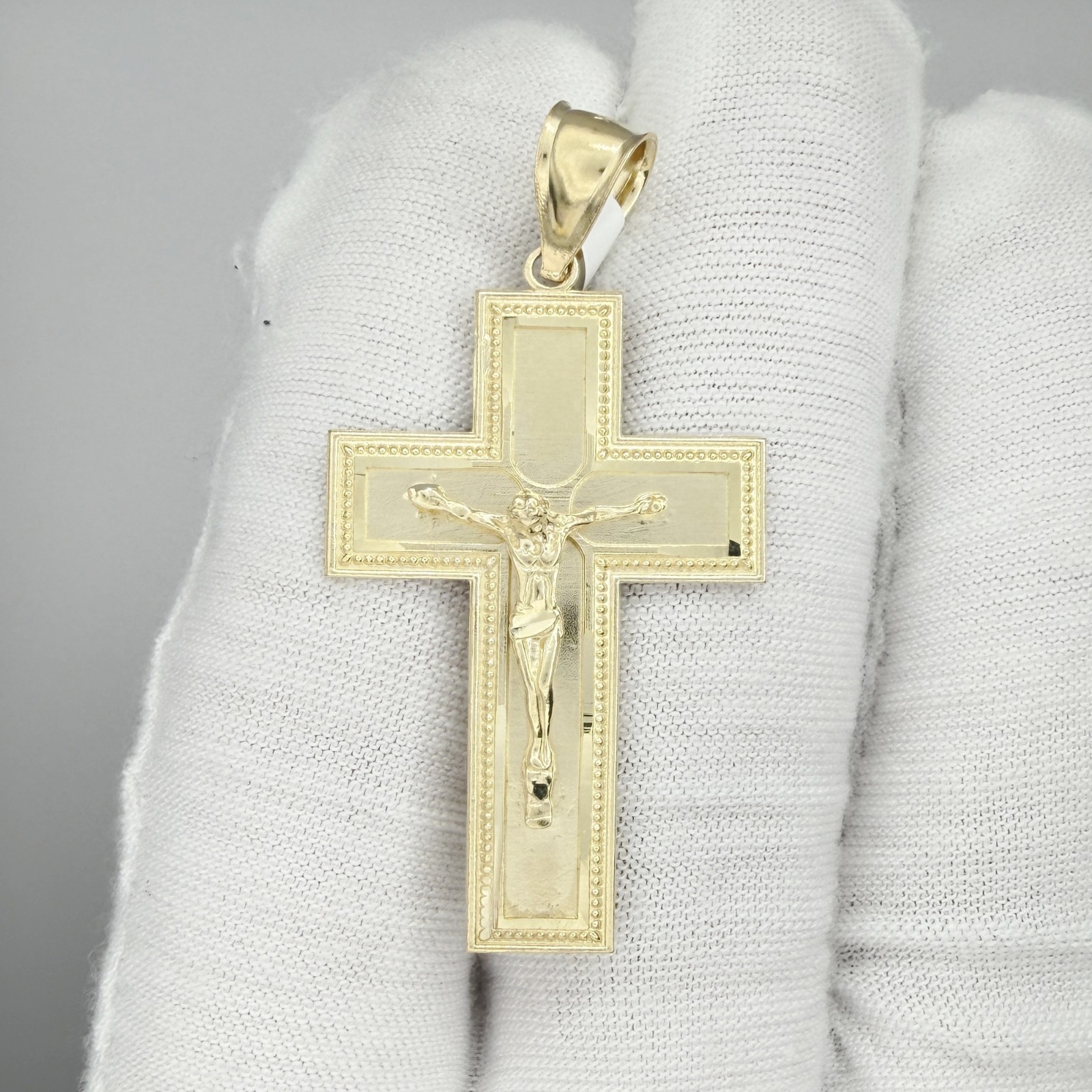 10k Yellow Gold DiamondCut Unisex Cross Crucifix Religious Charm Pendant Jewelry