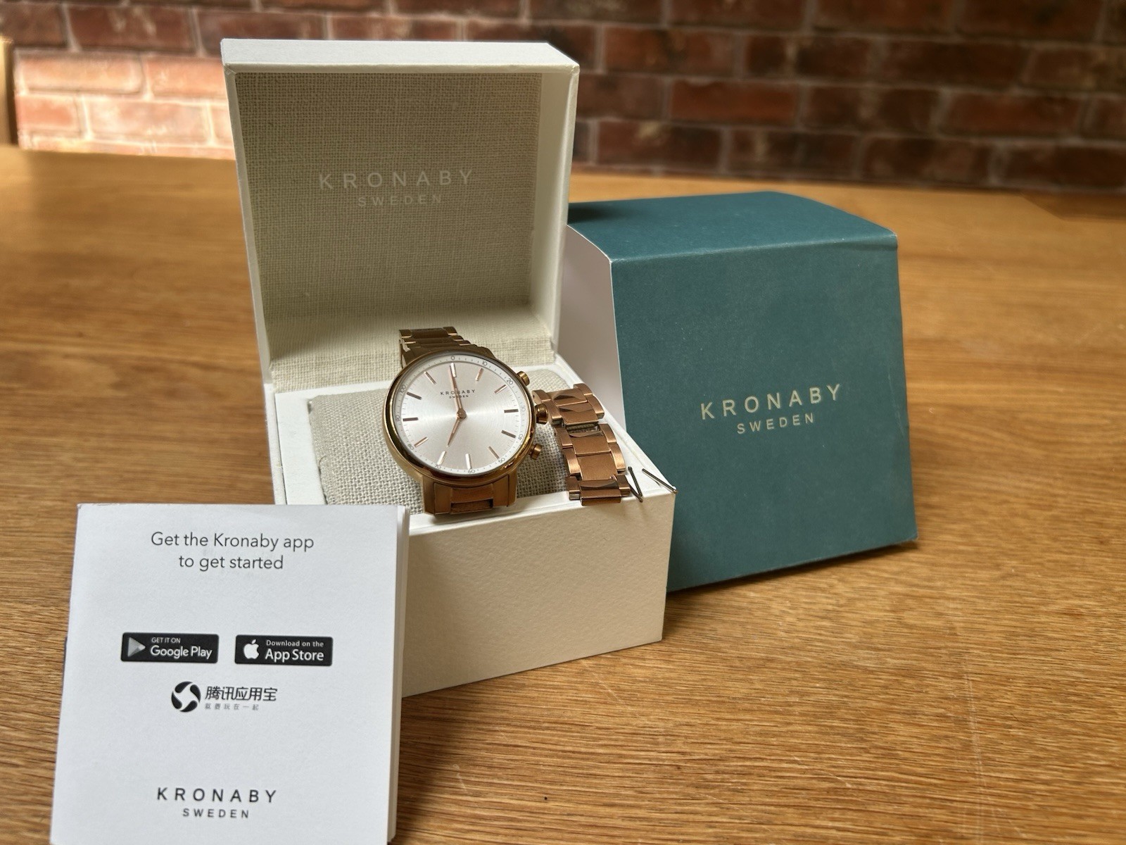 Kronaby Hybrid Smart Watch Carat 38 Rose – White, Rose Bracelet