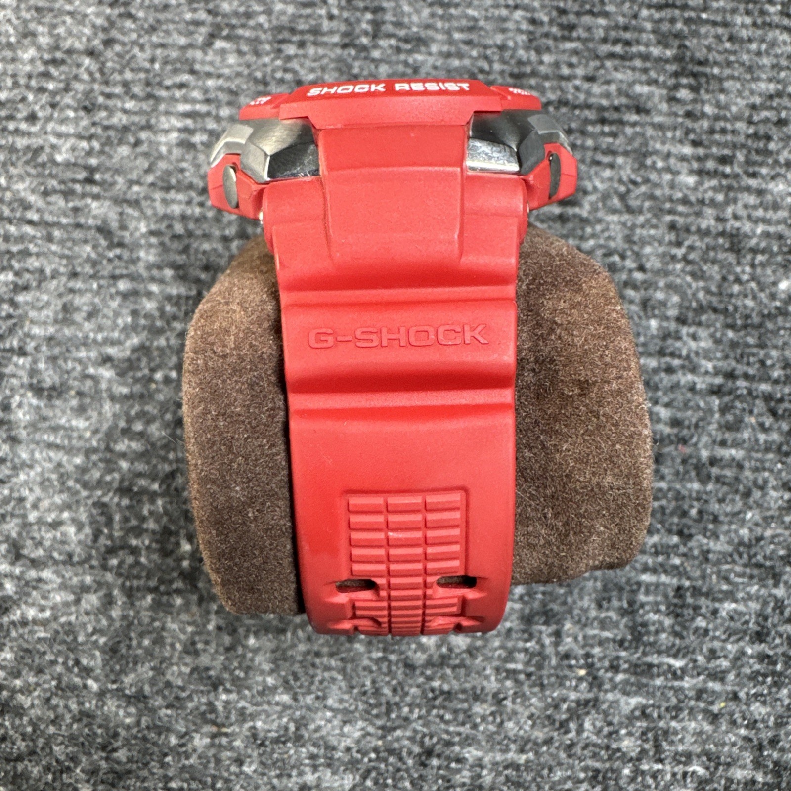 CASIO G-SHOCK Watch G-1010 Red Analog Digital Shock Resistant WR20BAR 200 m