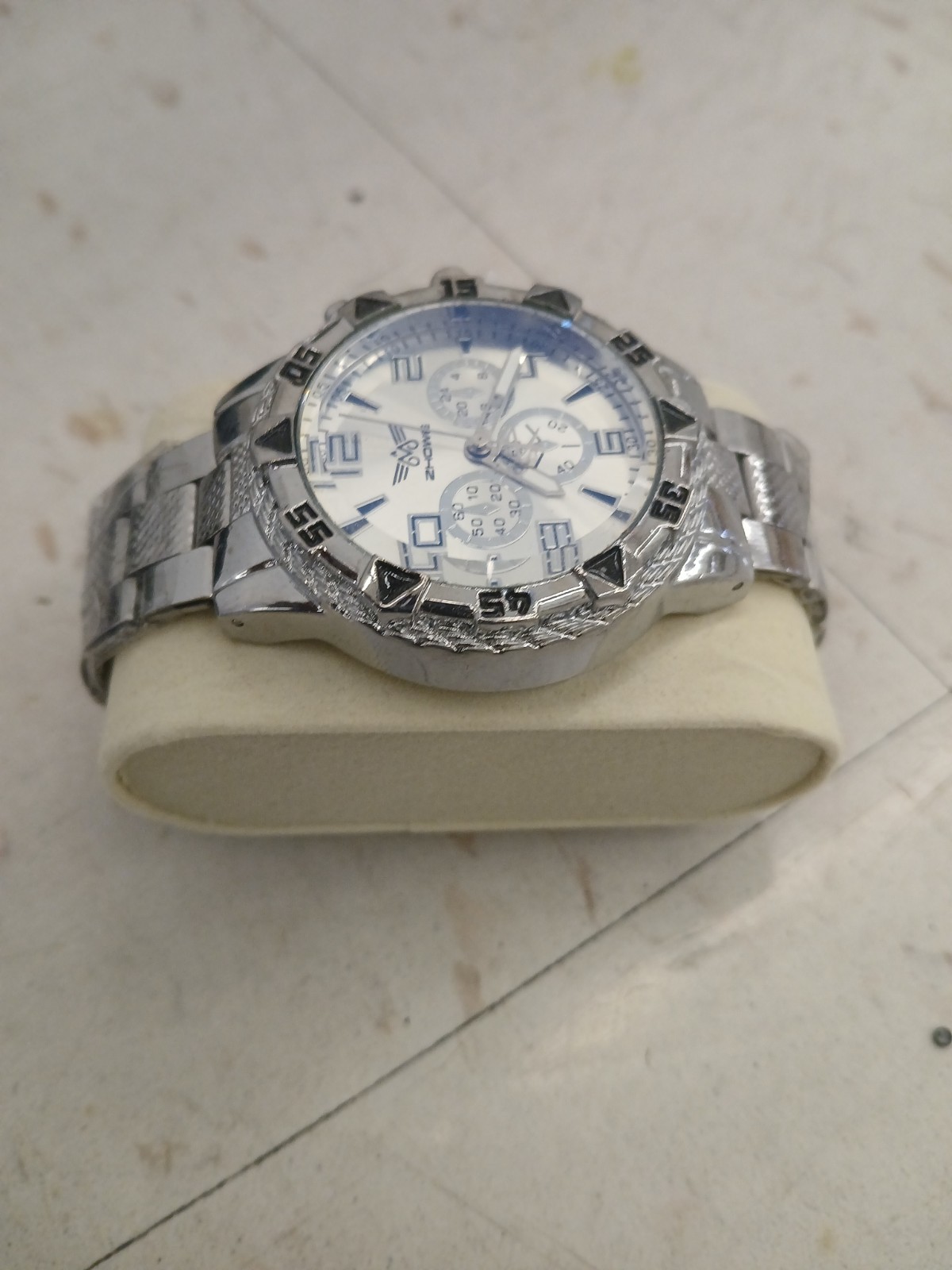 Zhovie Men’s Quartz Chronograph Analog Watch White/Blue Dial Bracelet