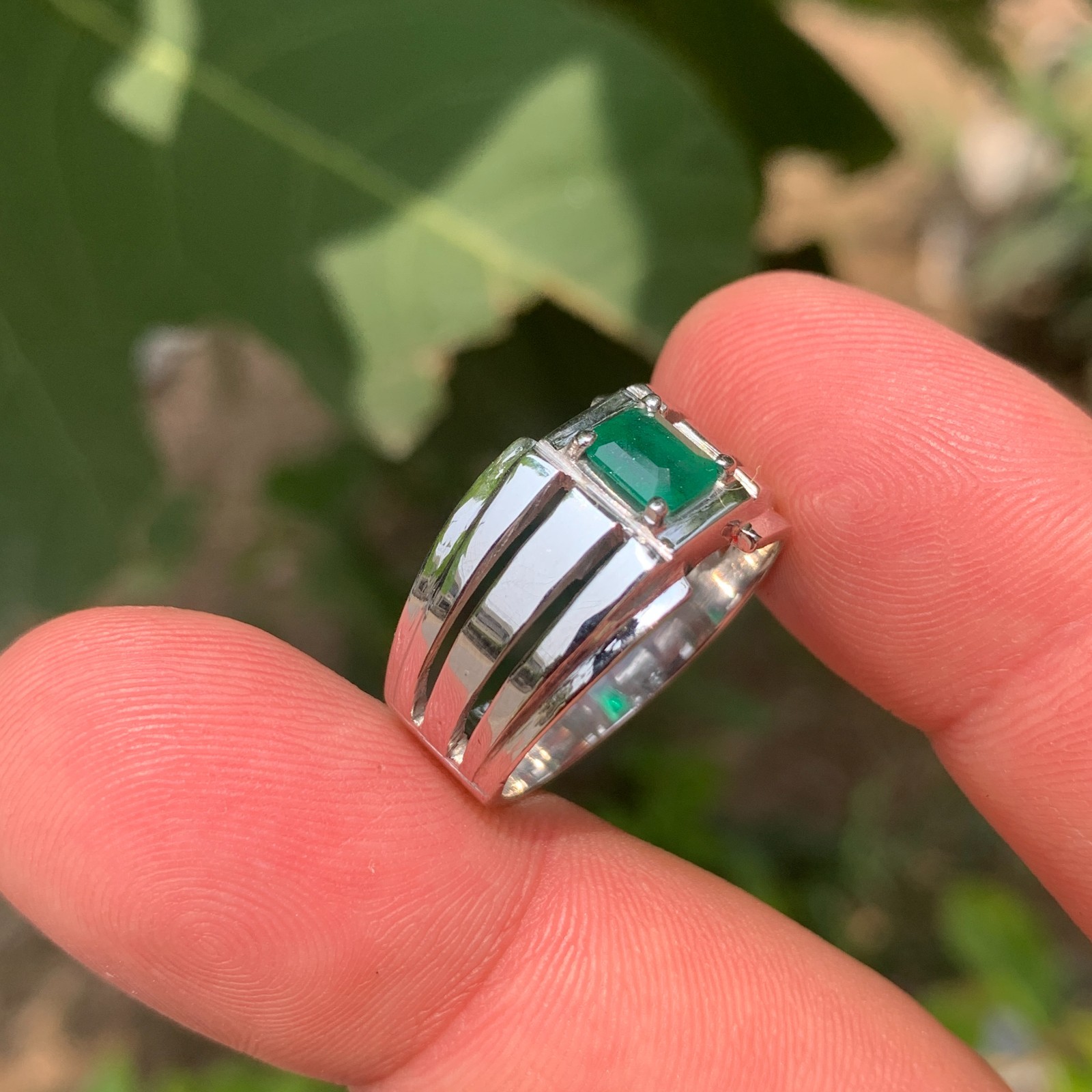 Natural 1 Carat Vivid Green Swat Emerald Handmade 925 Sterling Silver Ring Rhodi
