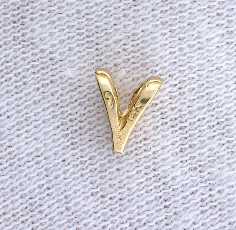 ONE 14Kt Yellow Gold Jewelry 6.5mm x 5.5mm 2mm Hole Opening Bail Finding ES8256