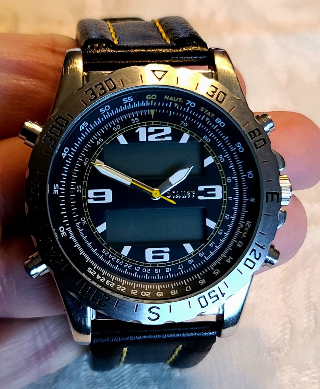 Stauer 20409 Ana-Digi Mens Watch Compass Bezel New Needs Battery