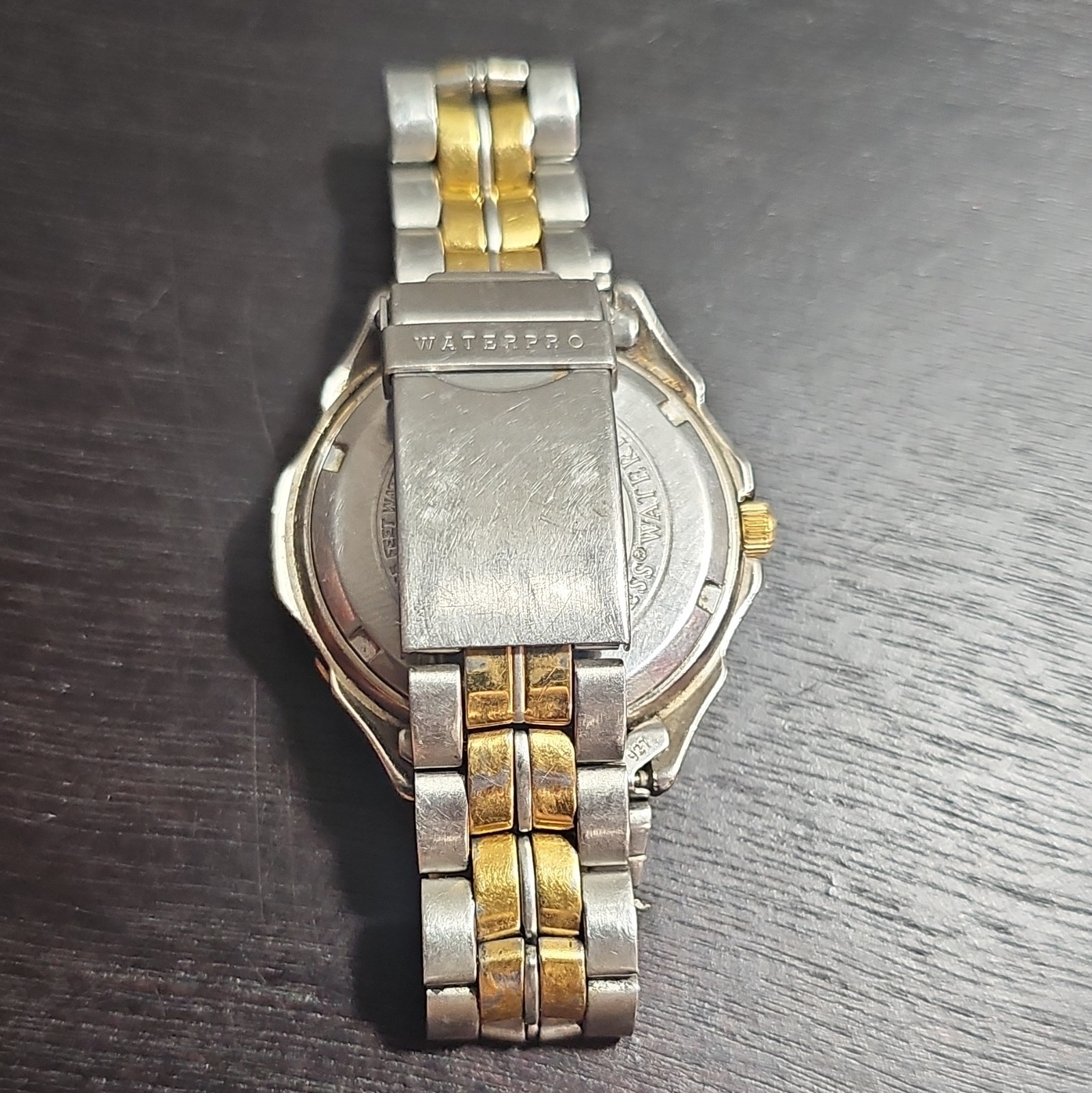 Vintage GUESS Waterpro G85141GX Men Watch Two-Tone Green Dial Moon Phase
