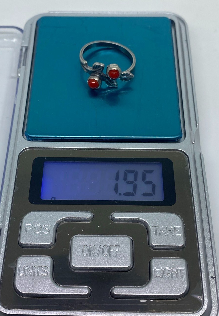 Vintage USSR cupronickel ring. Size 7 . Weight 1.95 g. Women’s jewelry.
