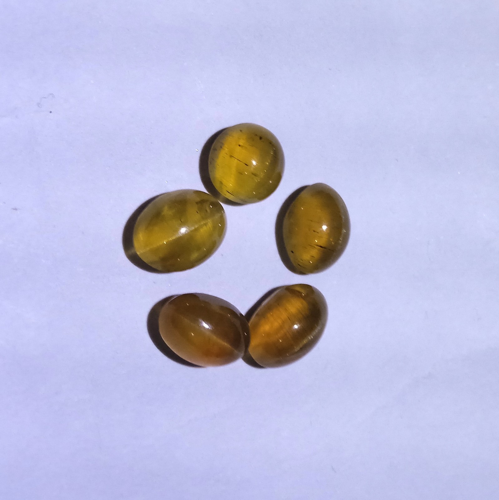 9.2 Ct Apatite Cat’s Eye Cabochon Gemstone 5 Piece Lot: Green Brown Oval/Round