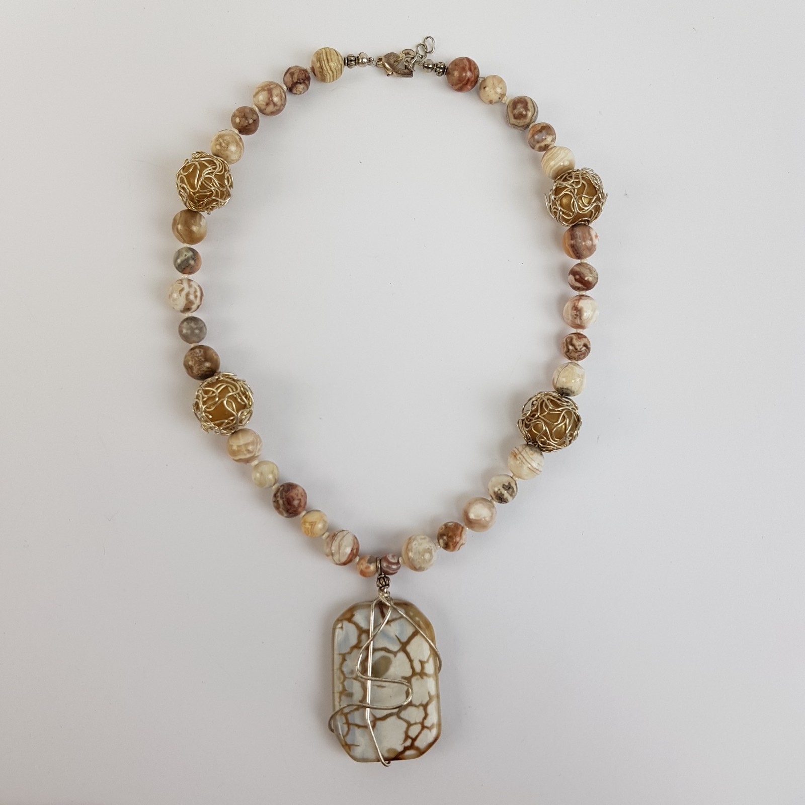 Neutral Tone Wire Wrapped Agate Bead Necklace with Focal Pendant 43.5cm Handmade