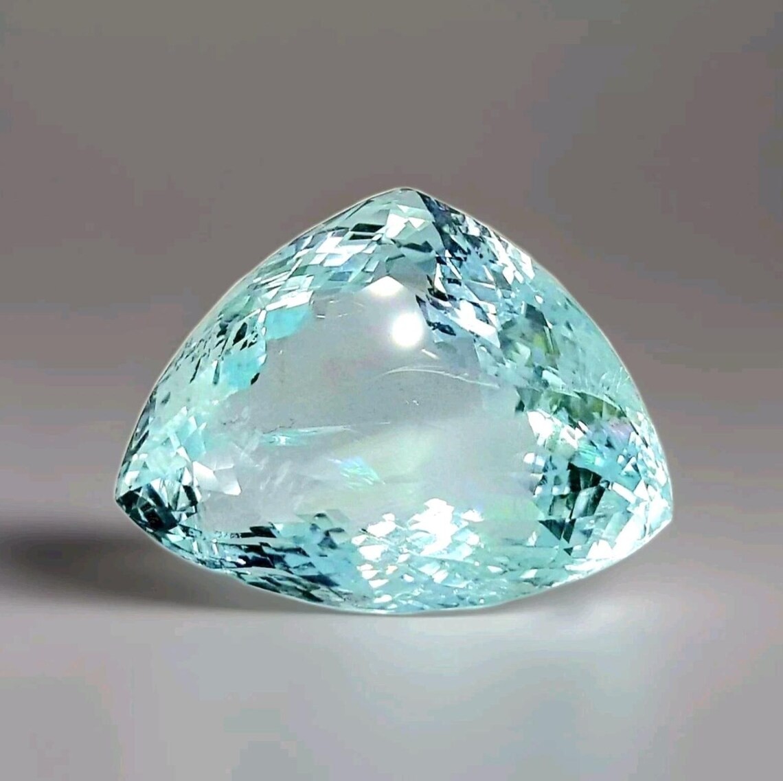 55 ct Natural Aquamarine trillion shape no heat Loose Gemstone