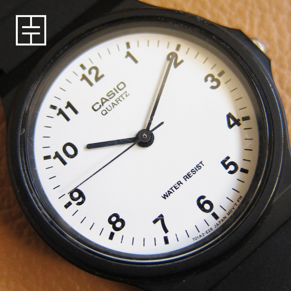 CASIO MQ-24 Unisex Quartz Watch w/ White Dial & Arabic Numerals
