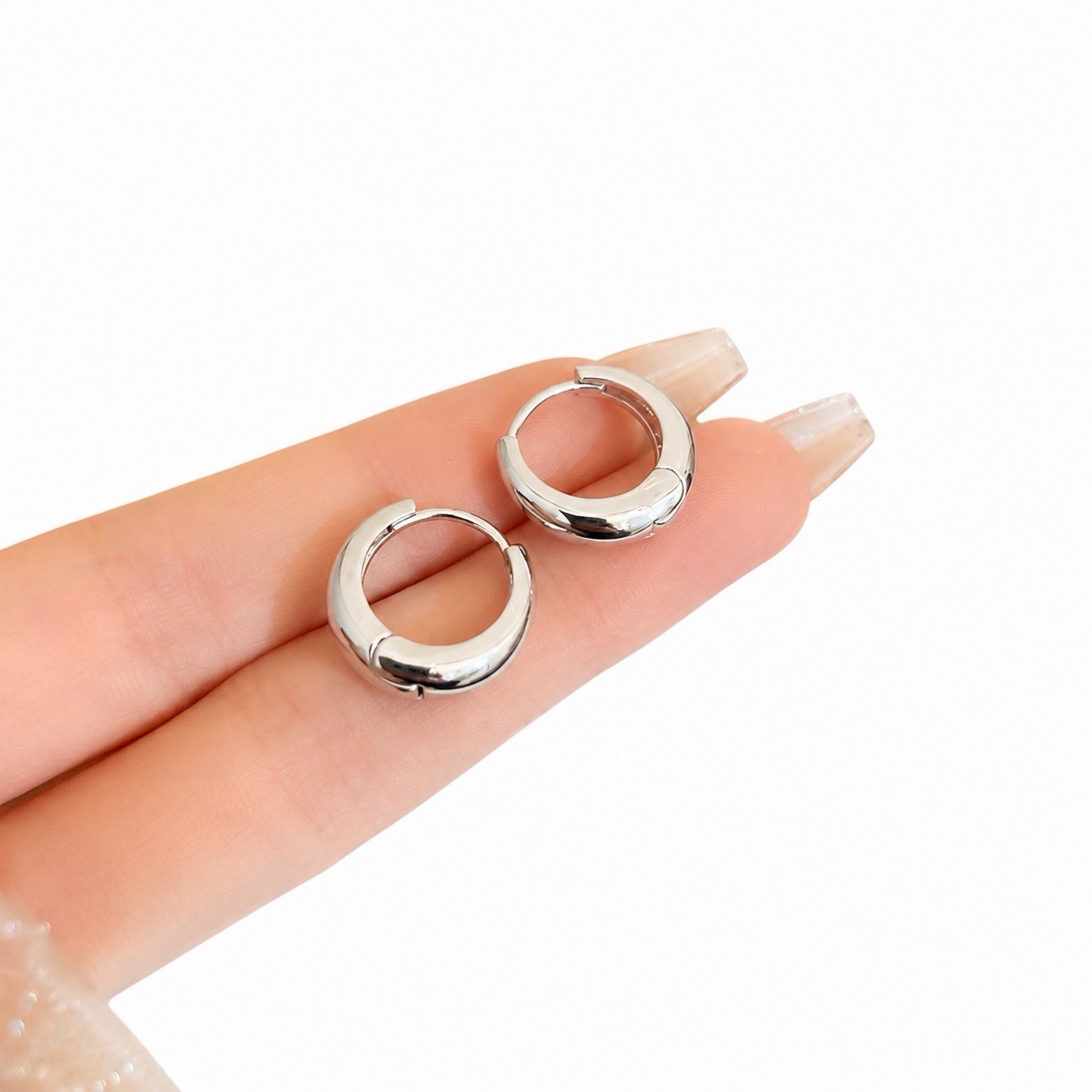 11mm 18K Gold Plated Chunky Huggie Hoop Earrings Small Thick Hoop Earrings 151