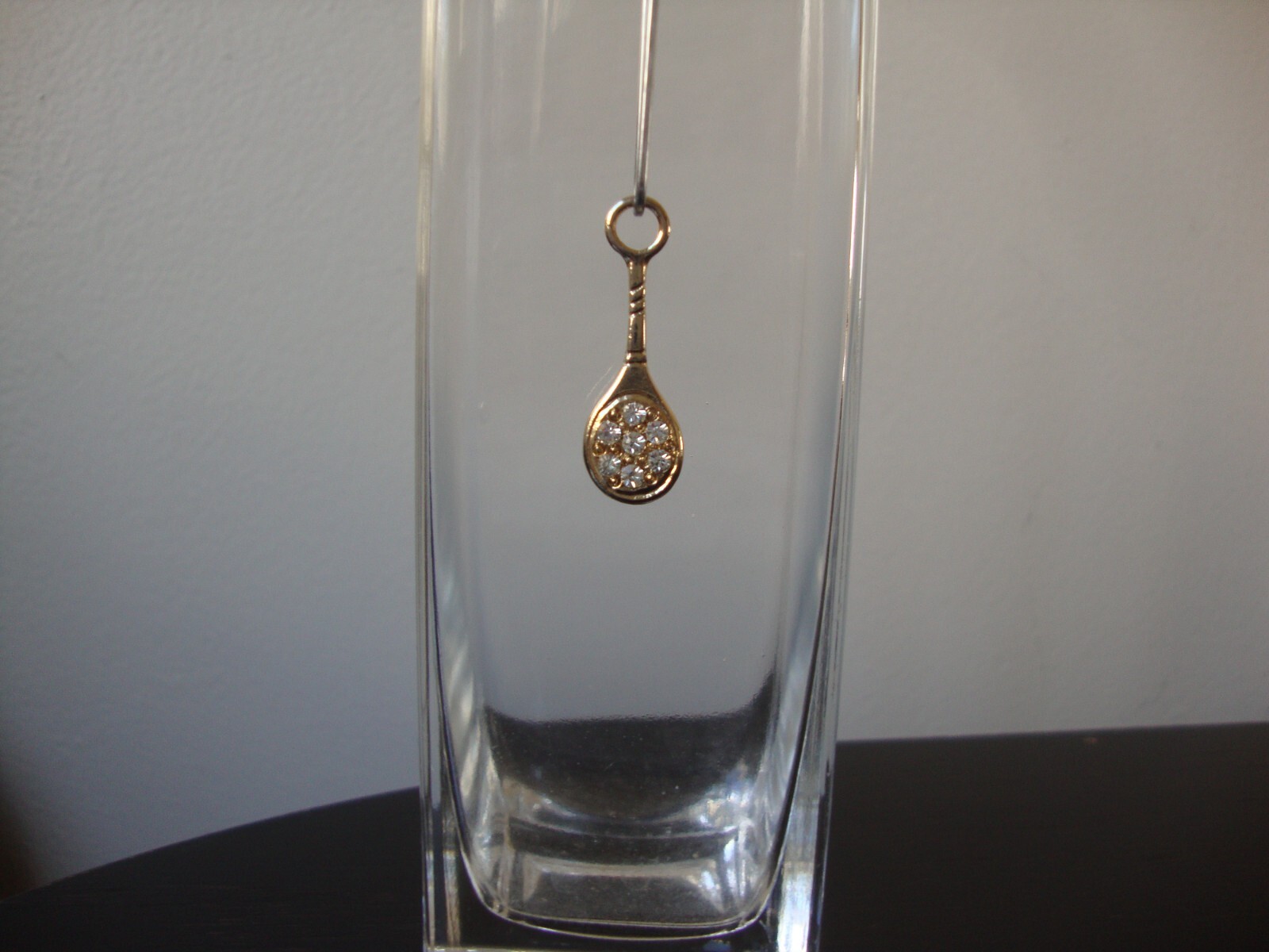 VINTAGE TENNIS RACKET CLEAR RHINESTONE CLUSTER GOLD TONE SLIDE CHARM/PENDANT