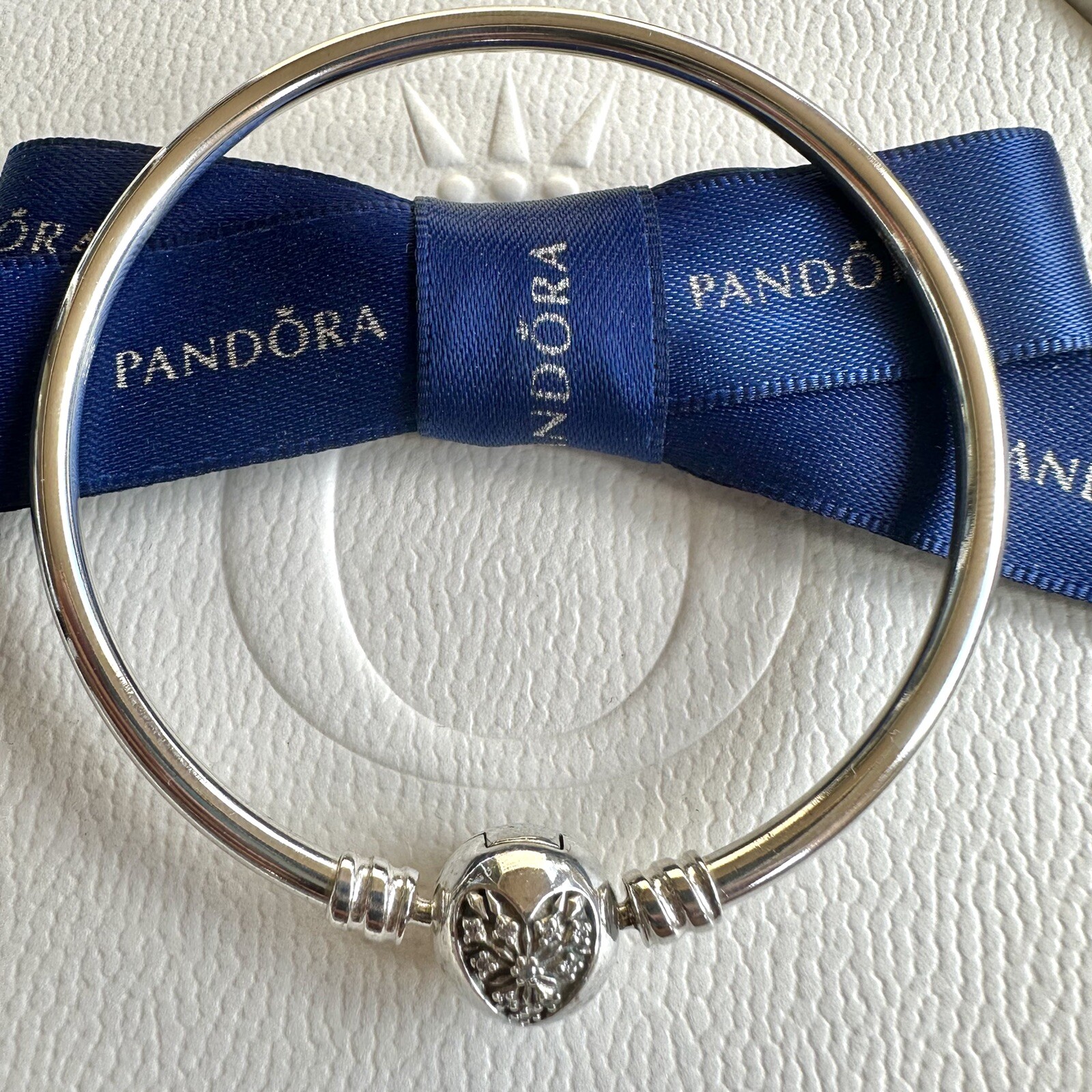 Authentic Pandora Silver “You Melt My Heart” Winter Bangle 17cm #598619C00