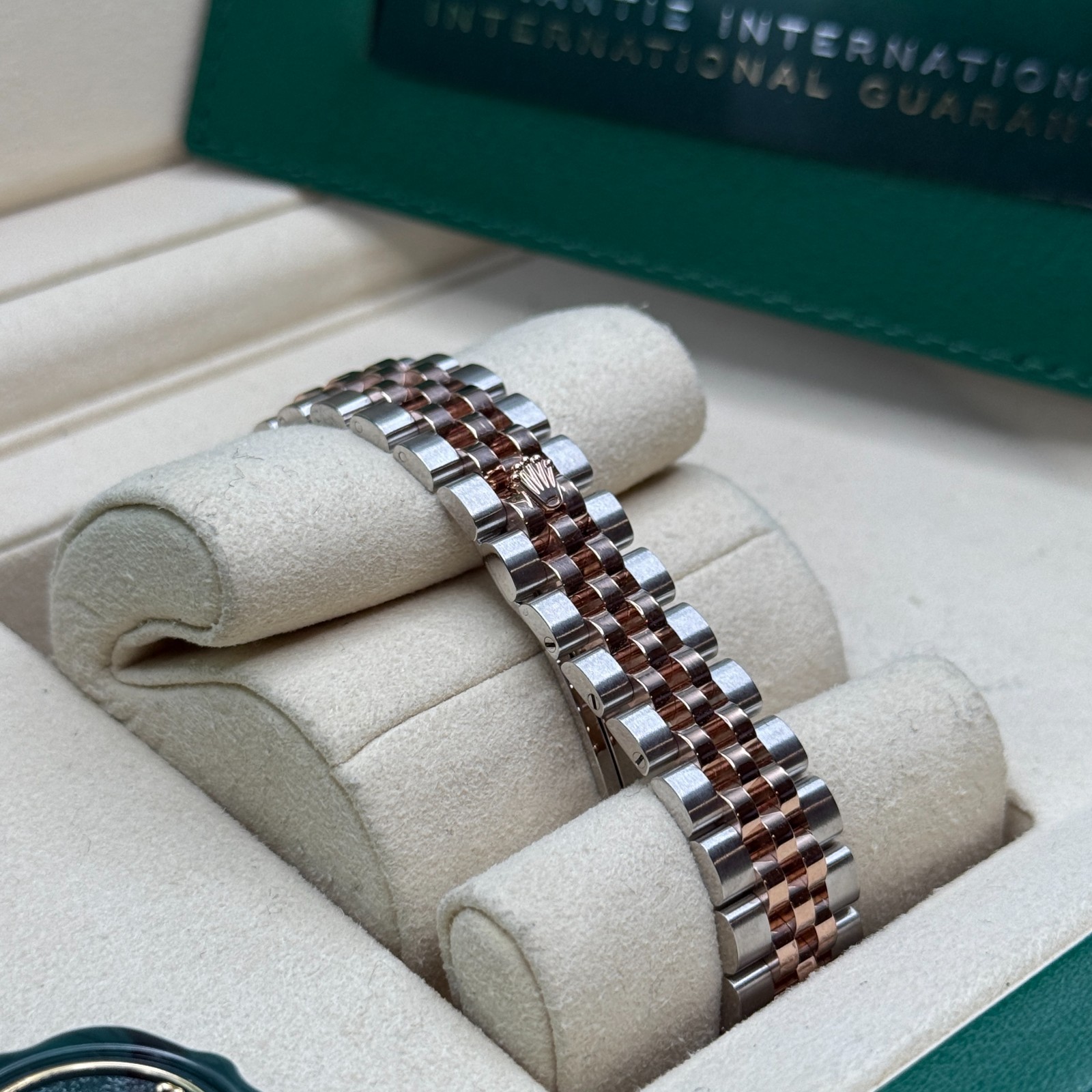Rolex Lady-Datejust NEW 2026 Mother of Pearl Two Tone Rose Diamond Bezel Jubilee