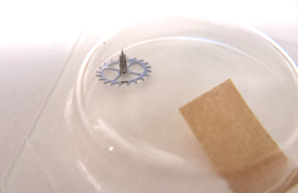 original Rolex 3130-410-Y1 ESCAPE WHEEL New Authentic Genuine Factory Sealed