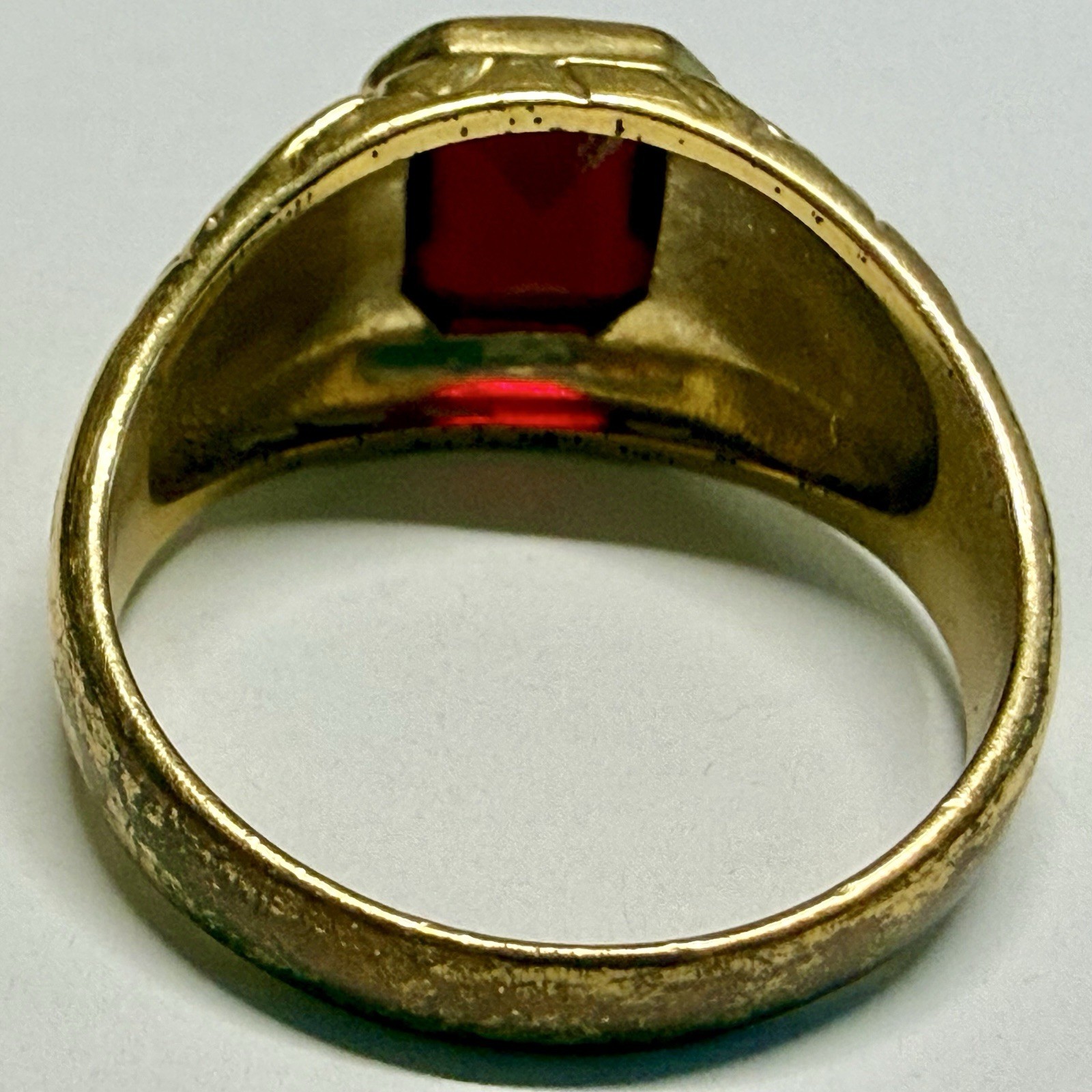 5.59g Men’s Red Emerald Cut Palm Beach Jewelry by SETA Ring/Size 11/VG-Ex