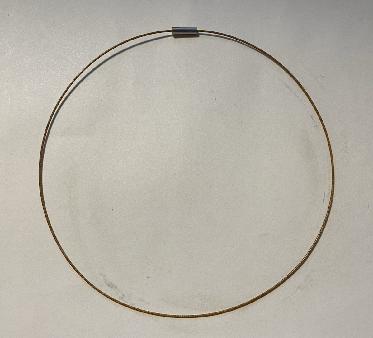 2 Colors Coated Metal Wire Barrel Clasp Neck Wires Necklaces 18″ Each (D248)