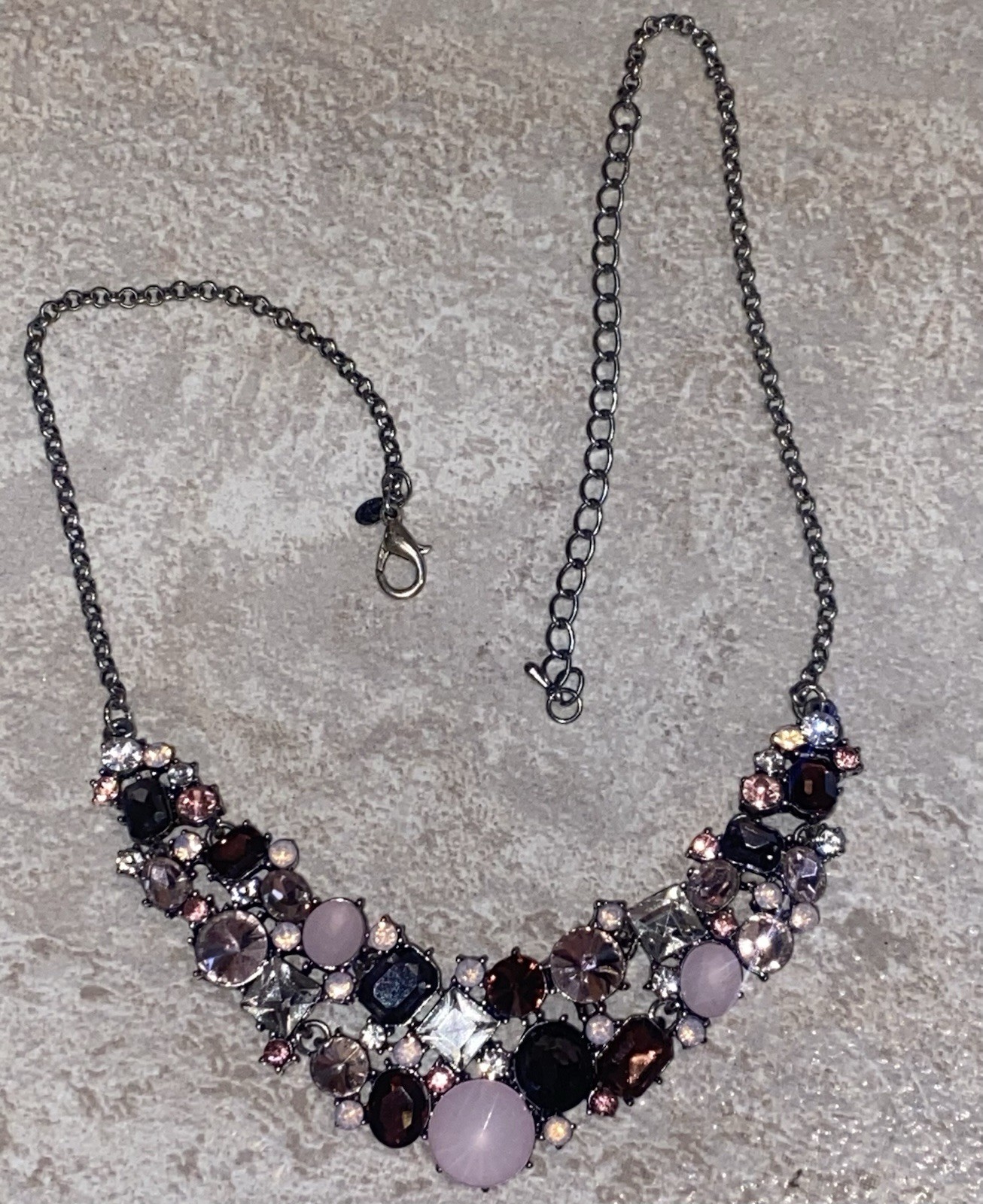 Exquisite Premier Designs Sparkling Silver Tone Statement Necklace Pink & Plum