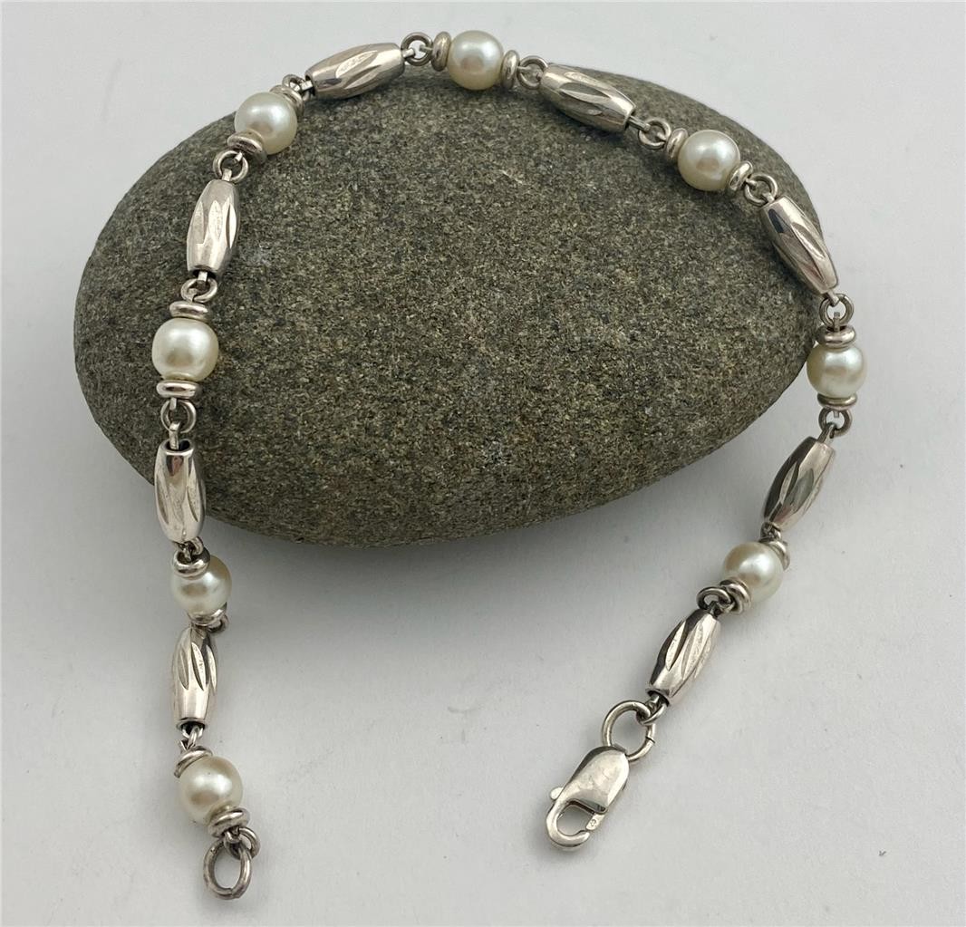 Vintage Silver Tone Small Barrel Beads & 5MM Faux Pearls Link Bracelet 7-5/8″ L