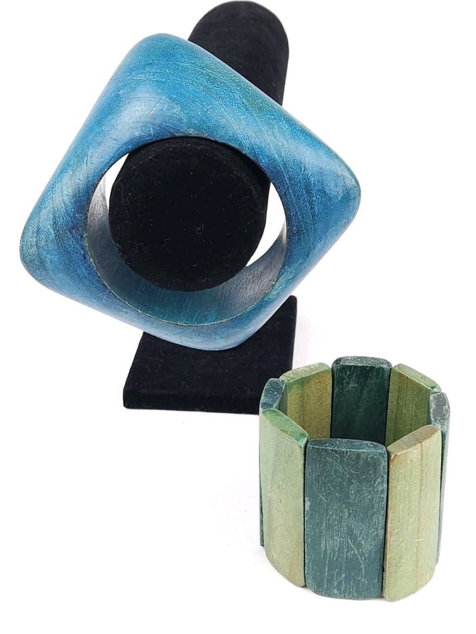 Lot Of 2 – Blue Wooden Dyed Bangle Stretch Bracelets Asymetrical Round
