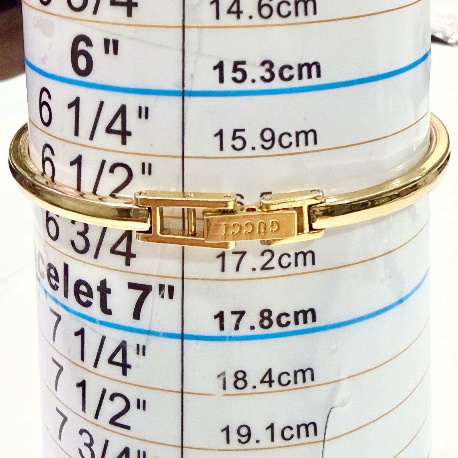Gucci Change Bezel 1100 Gold 26mm White Dial / Bezel Quartz Women’s Watch RUNS!