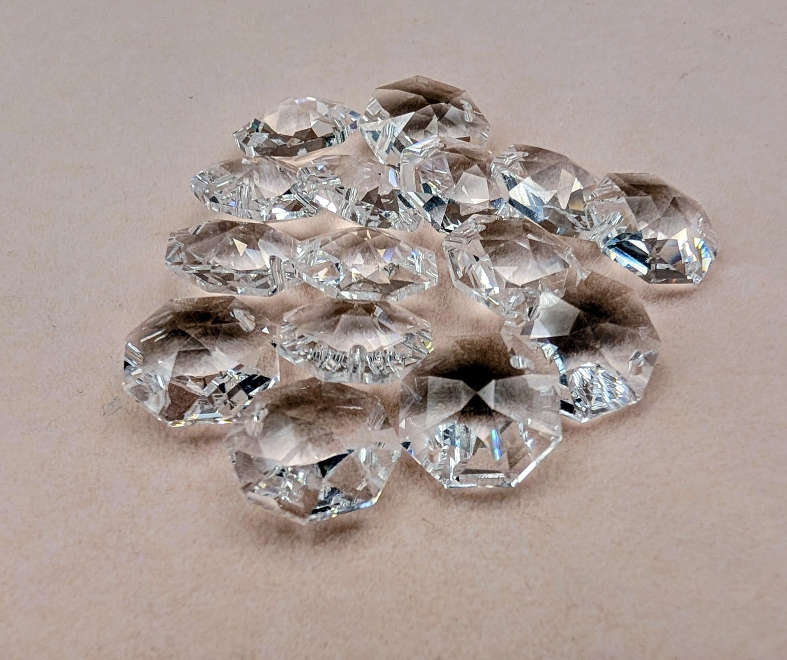 Swarovski Spectra Octagon Crystal: 2-Hole 14mm 8002/14 (10 Pack)