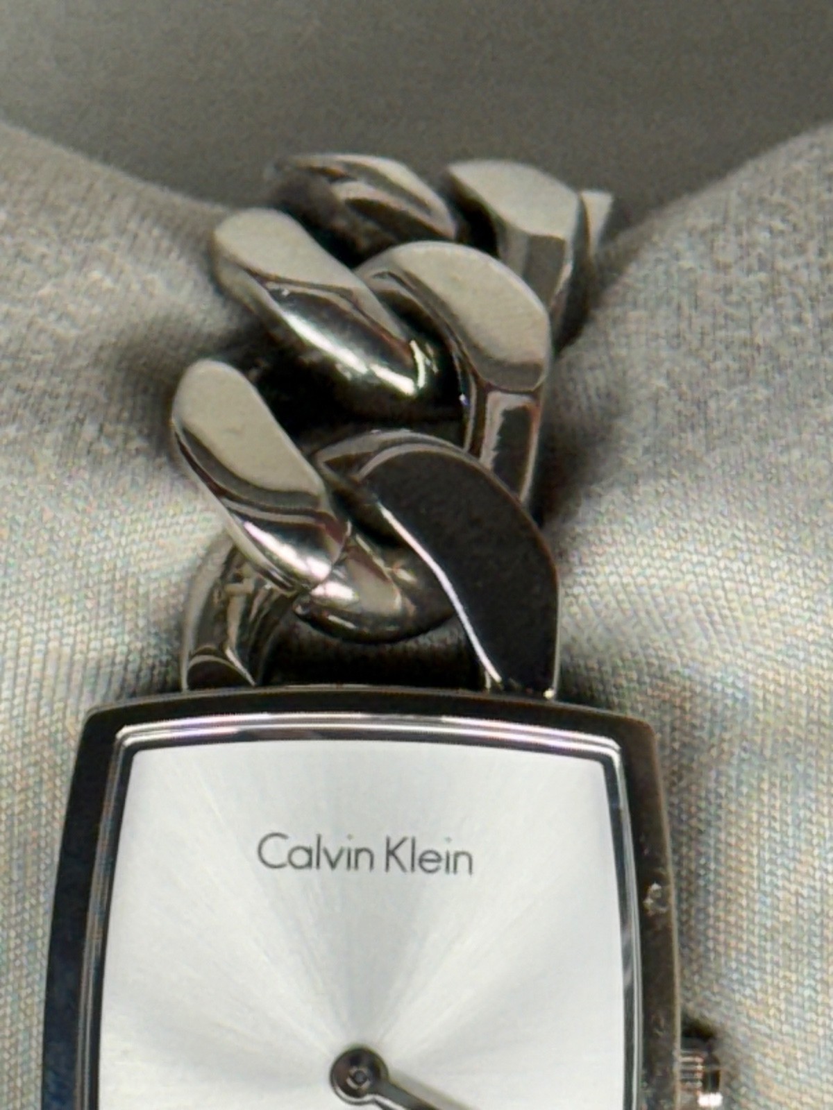 Women’s Calvin Klein Swiss Made Watch K5D 2M1 Stainless Steel Silver Tone Chain