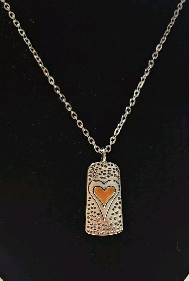 Retro Simple Double-Layer Silvery Alloy Pendant with Hearts Necklace, 20 Inches