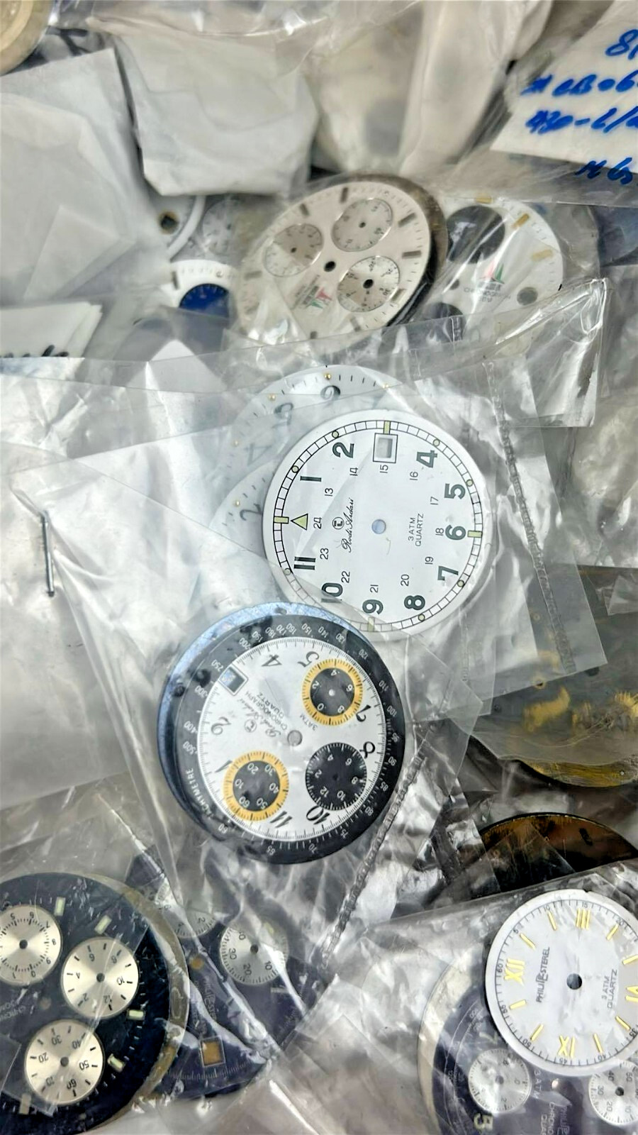 Lot 200 Watch Dials For Mov Chrono Quartz New Parts Various Sizes